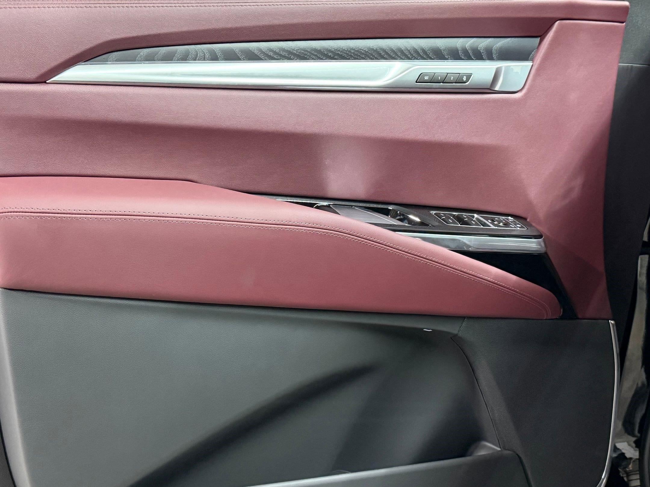 2026 Cadillac Escalade Luxury - Photo 21