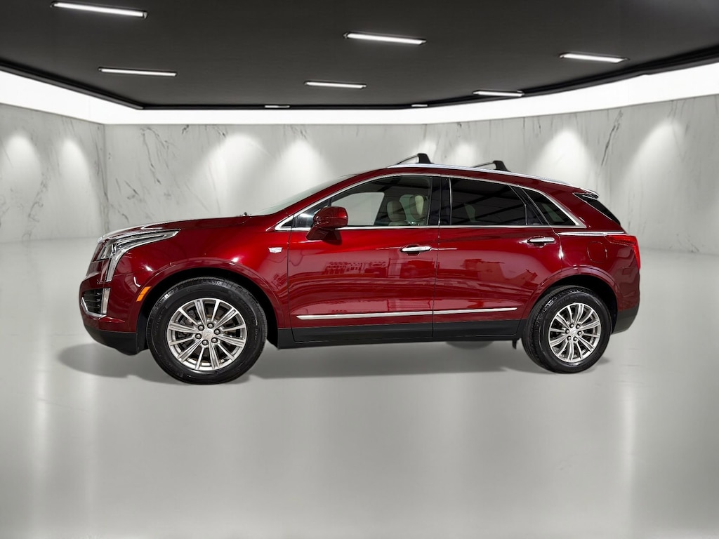 Used 2017 CADILLAC XT5 Luxury SUV