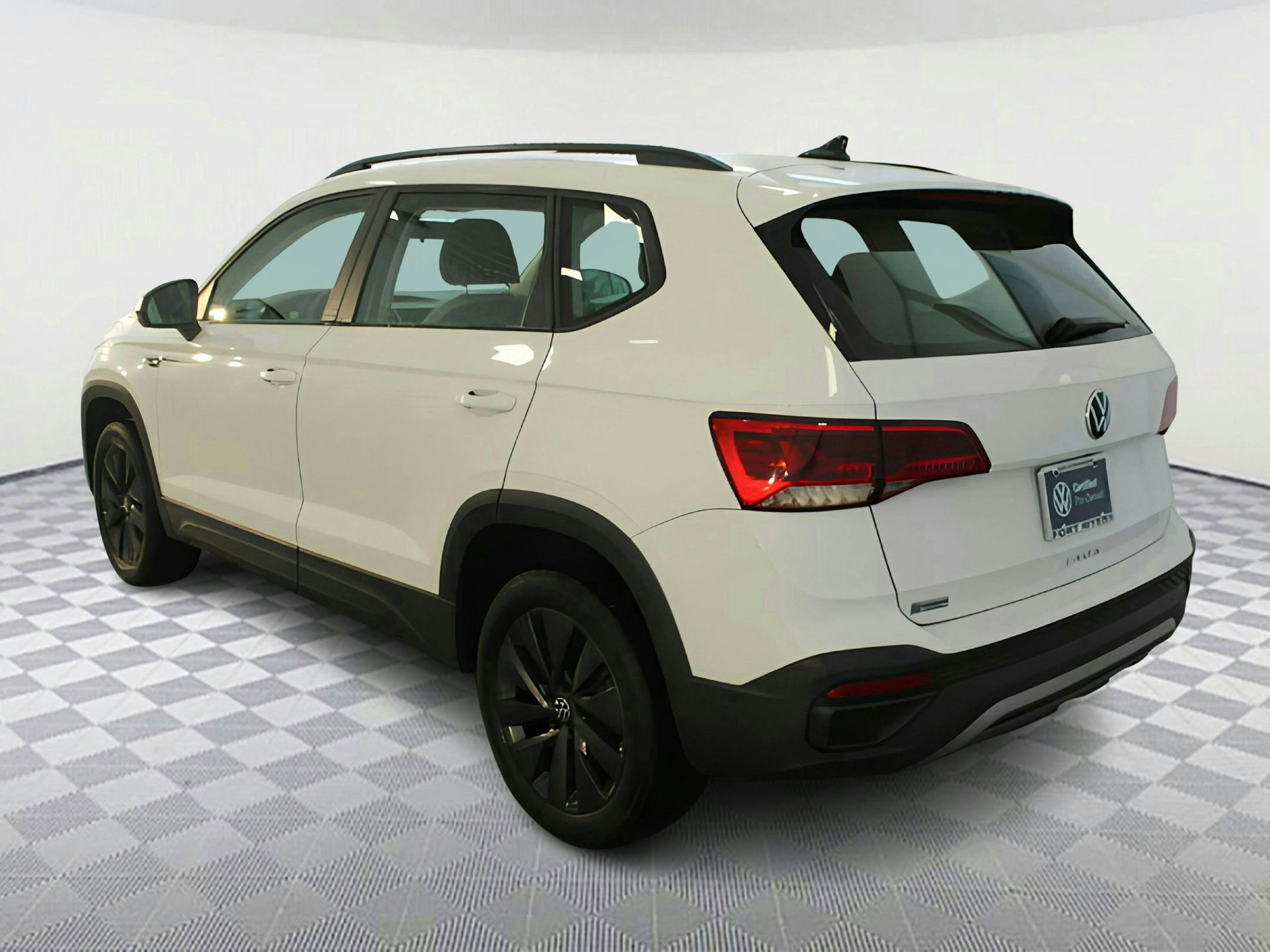2022 Volkswagen Taos S photo 3