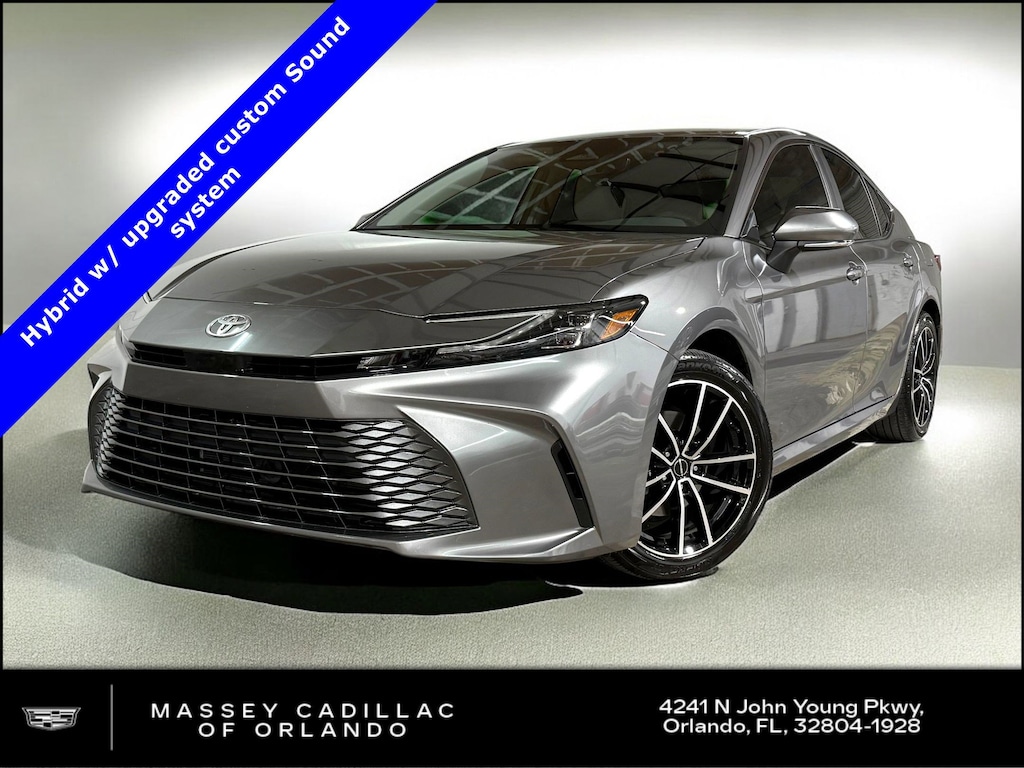 Used 2025 Toyota Camry XLE Sedan