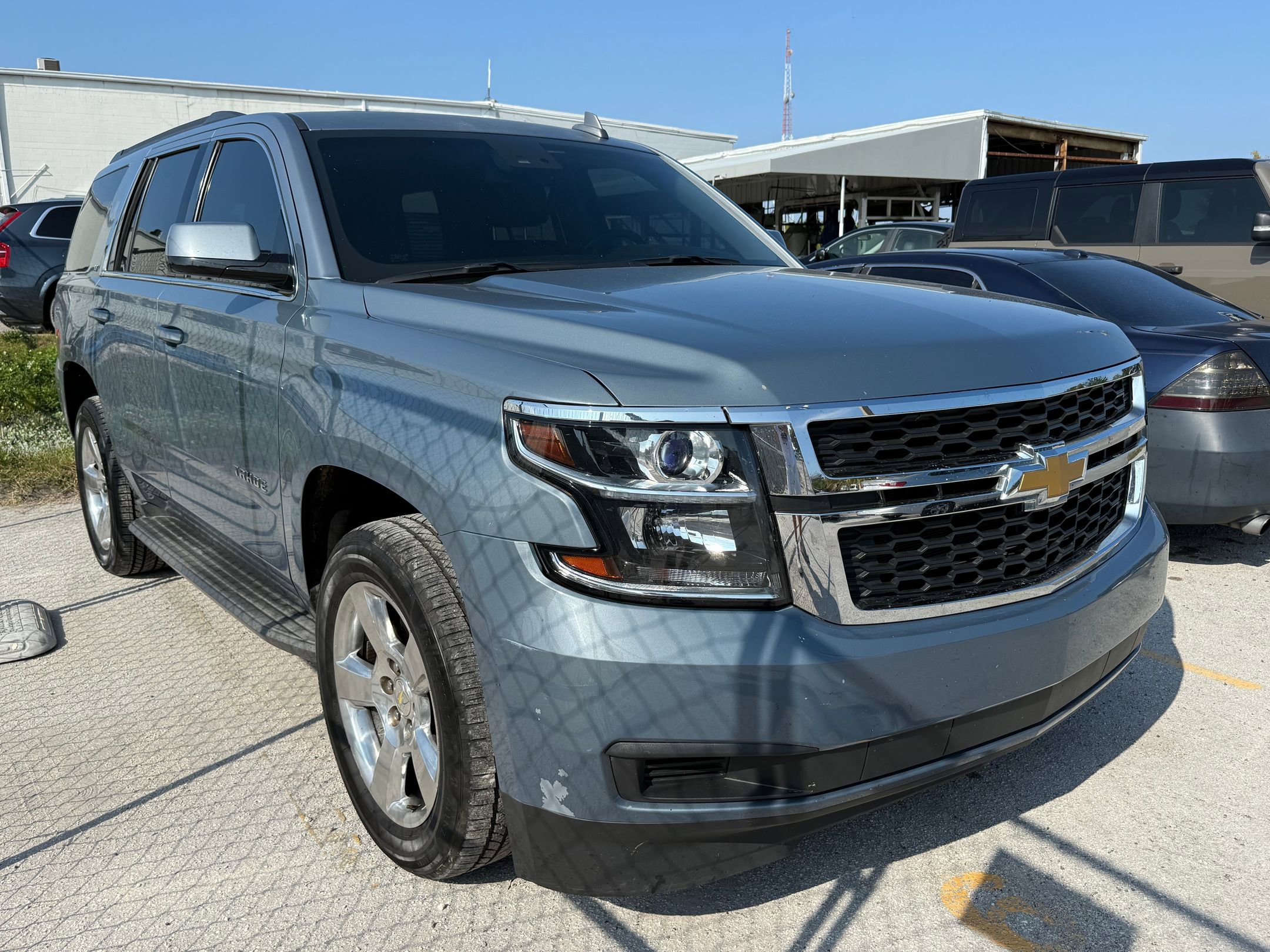 2015 Chevrolet Tahoe LT photo 4