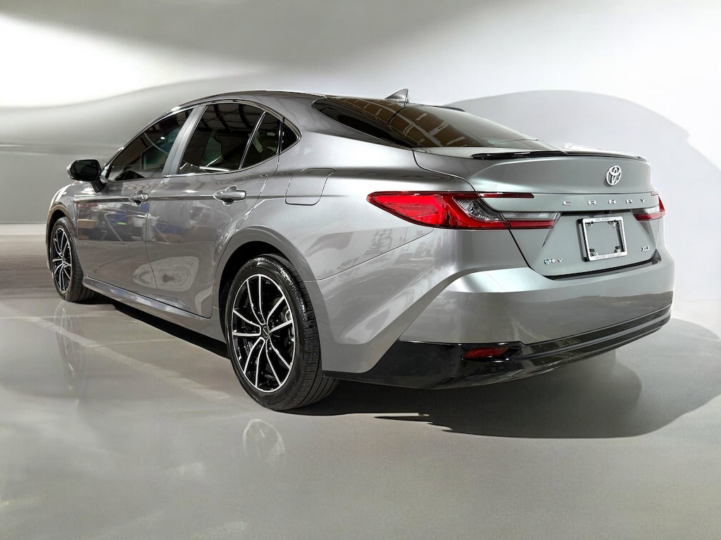 Used 2025 Toyota Camry XLE Sedan