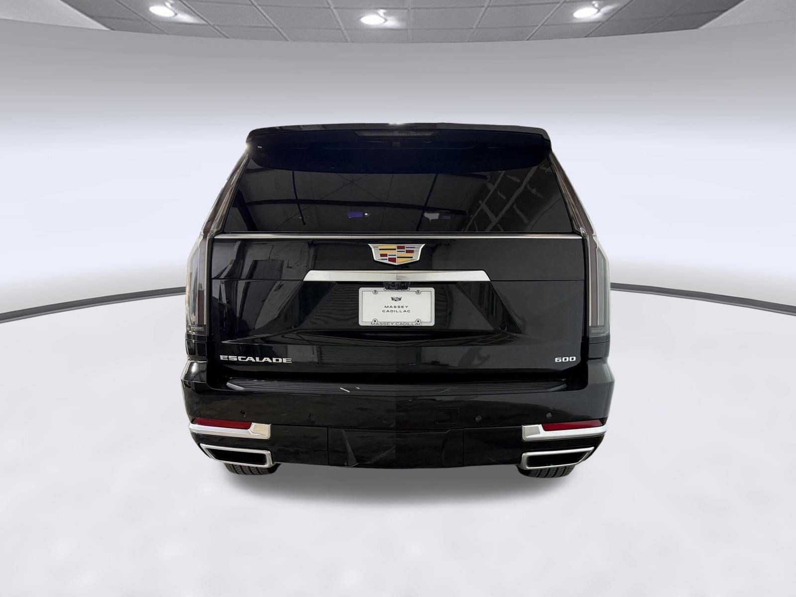 2026 Cadillac Escalade Luxury - Photo 8