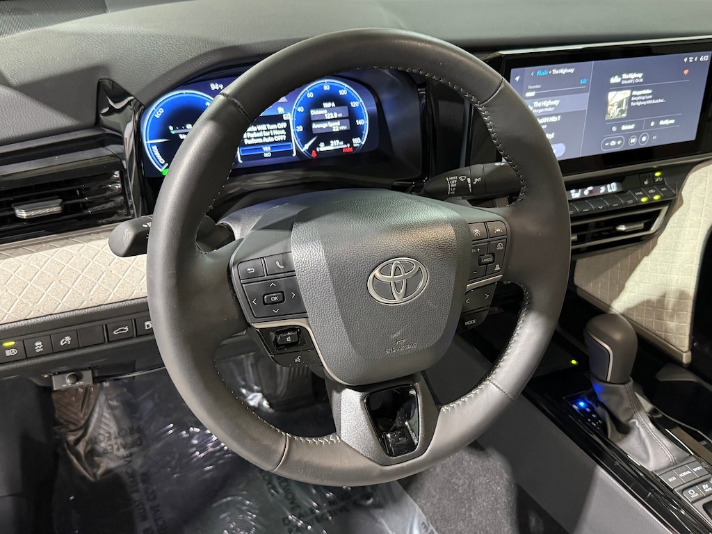 Used 2025 Toyota Camry XLE Sedan