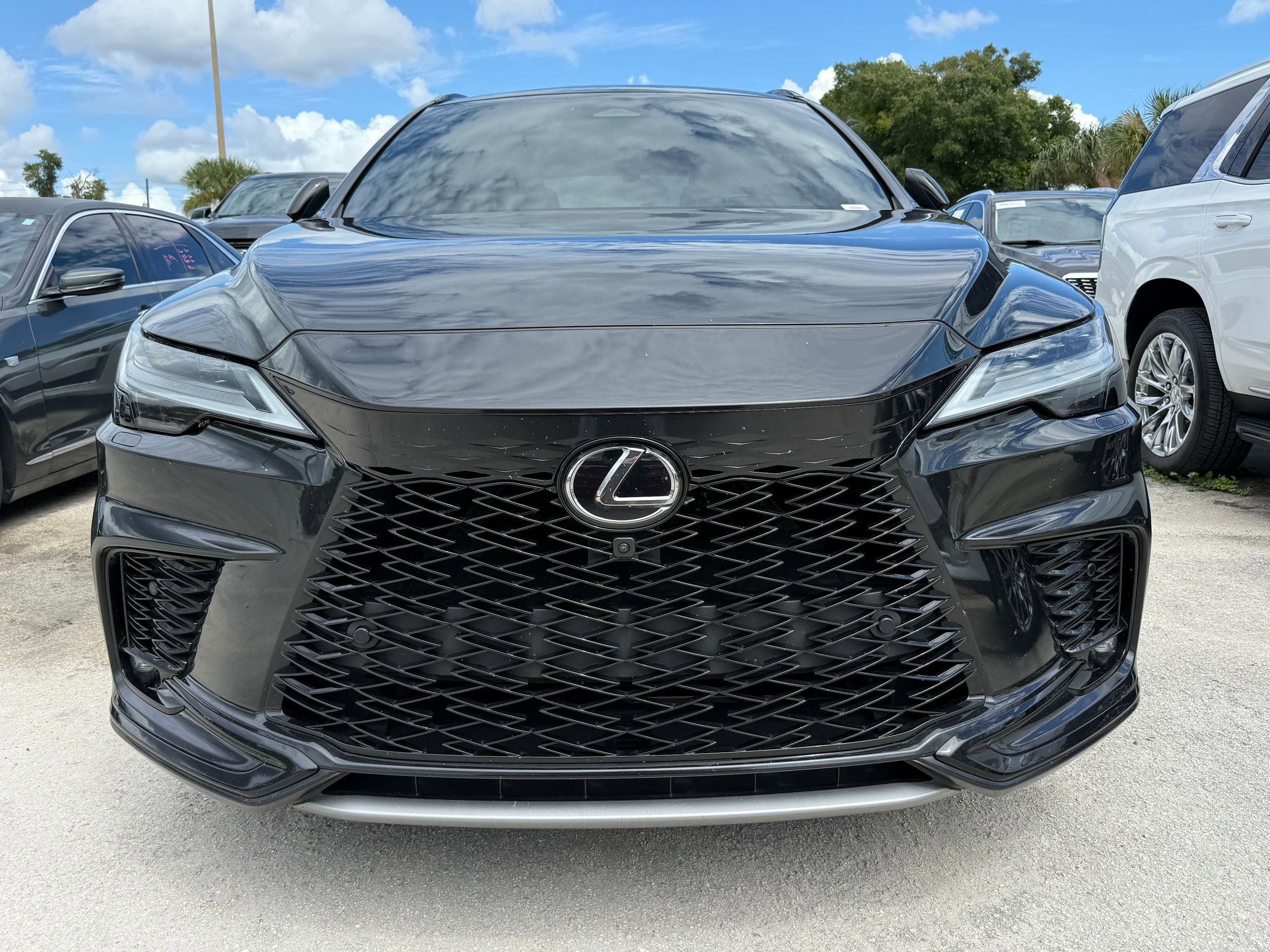 2023 Lexus RX 500h F SPORT Performance photo 3
