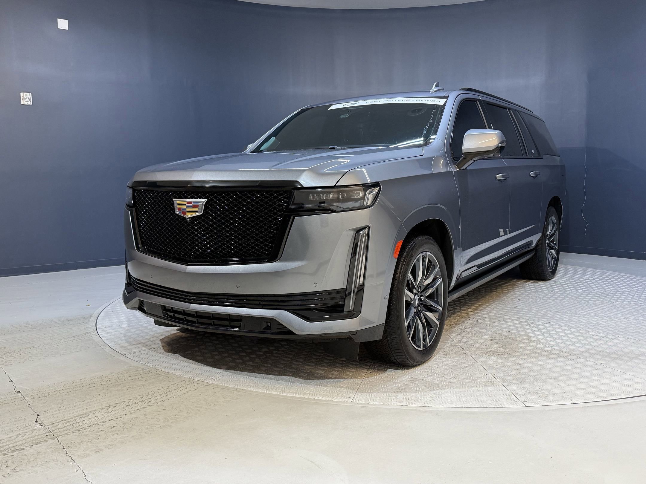 2022 Cadillac Escalade ESV Sport Platinum photo 2