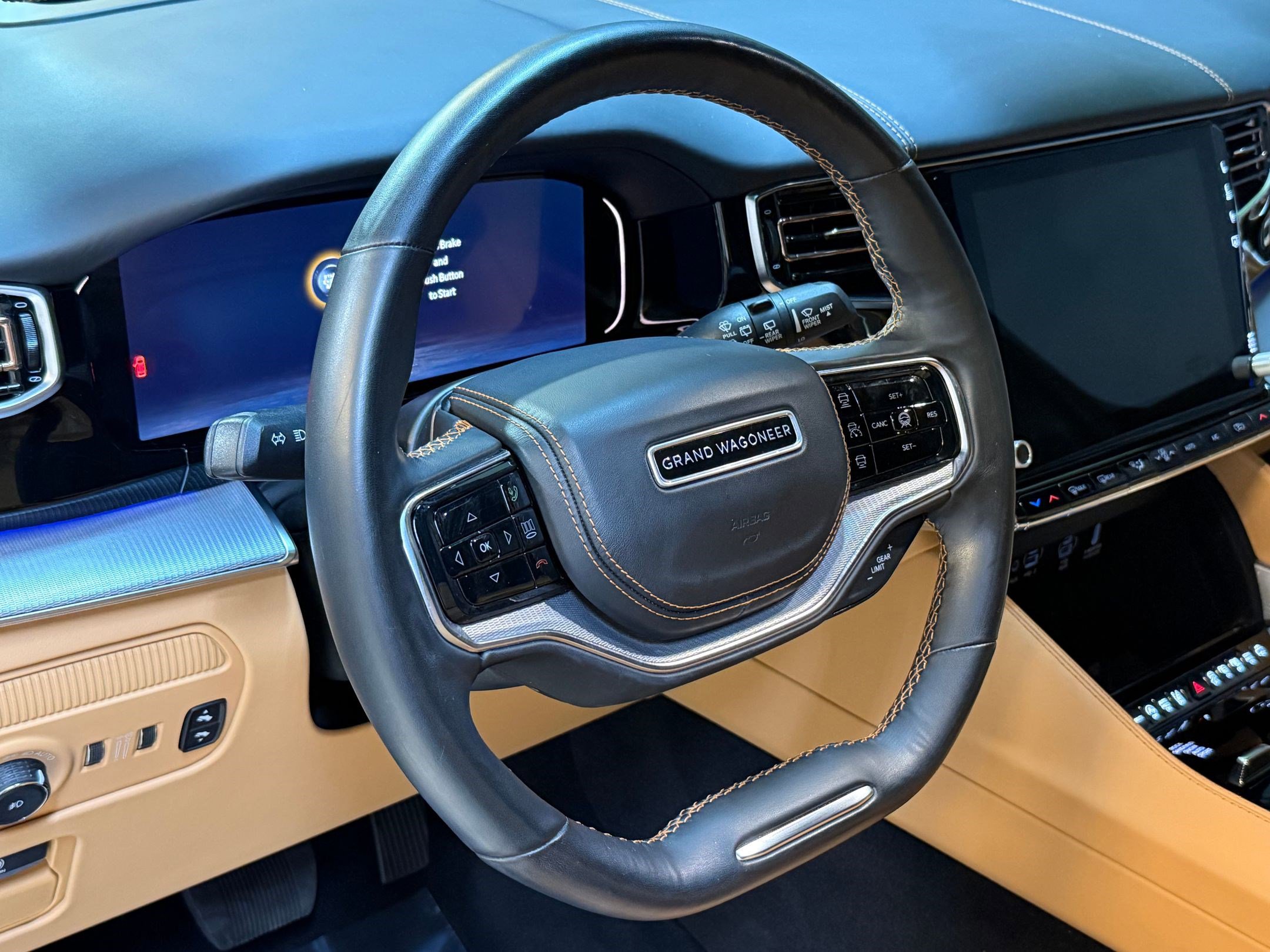 2022 Jeep Grand Wagoneer III photo 4