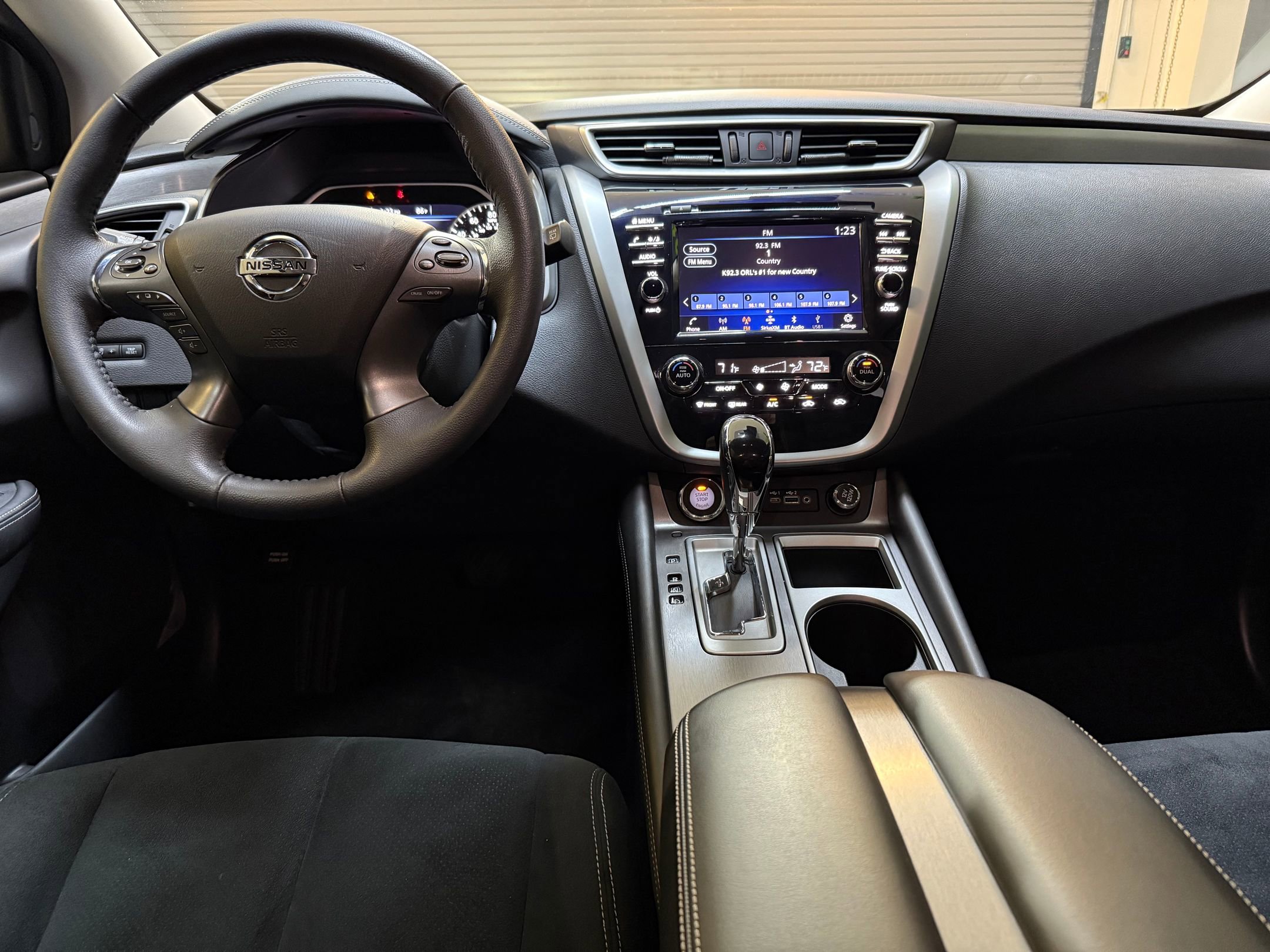 2021 Nissan Murano SV photo 3