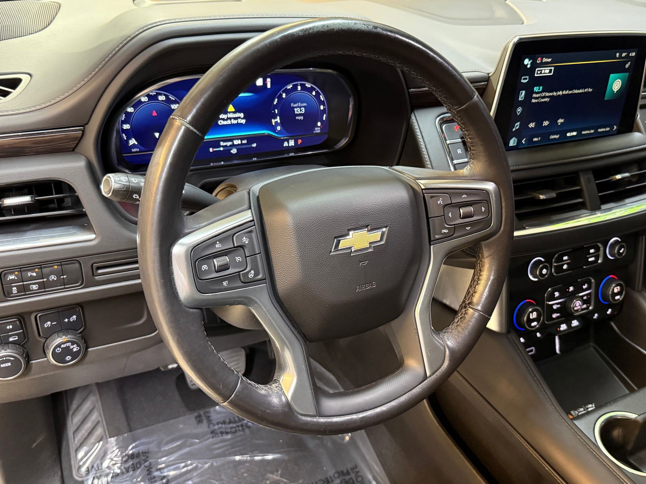 2023 Chevrolet Tahoe LT photo 4