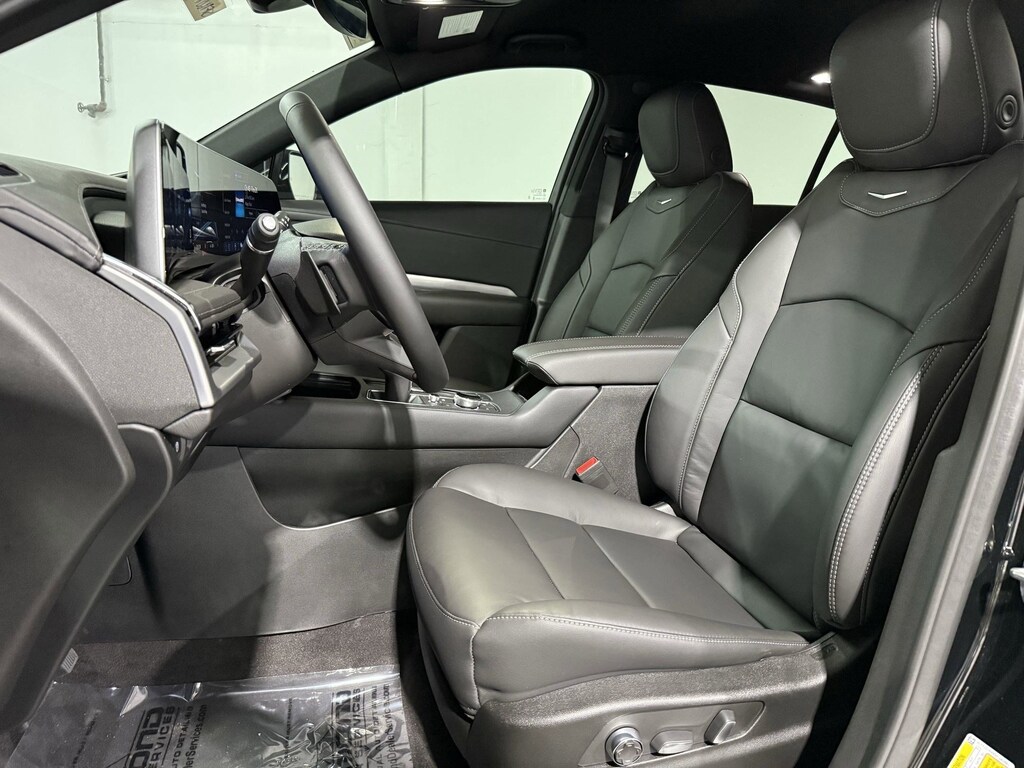 New 2025 CADILLAC XT4 Premium Luxury SUV