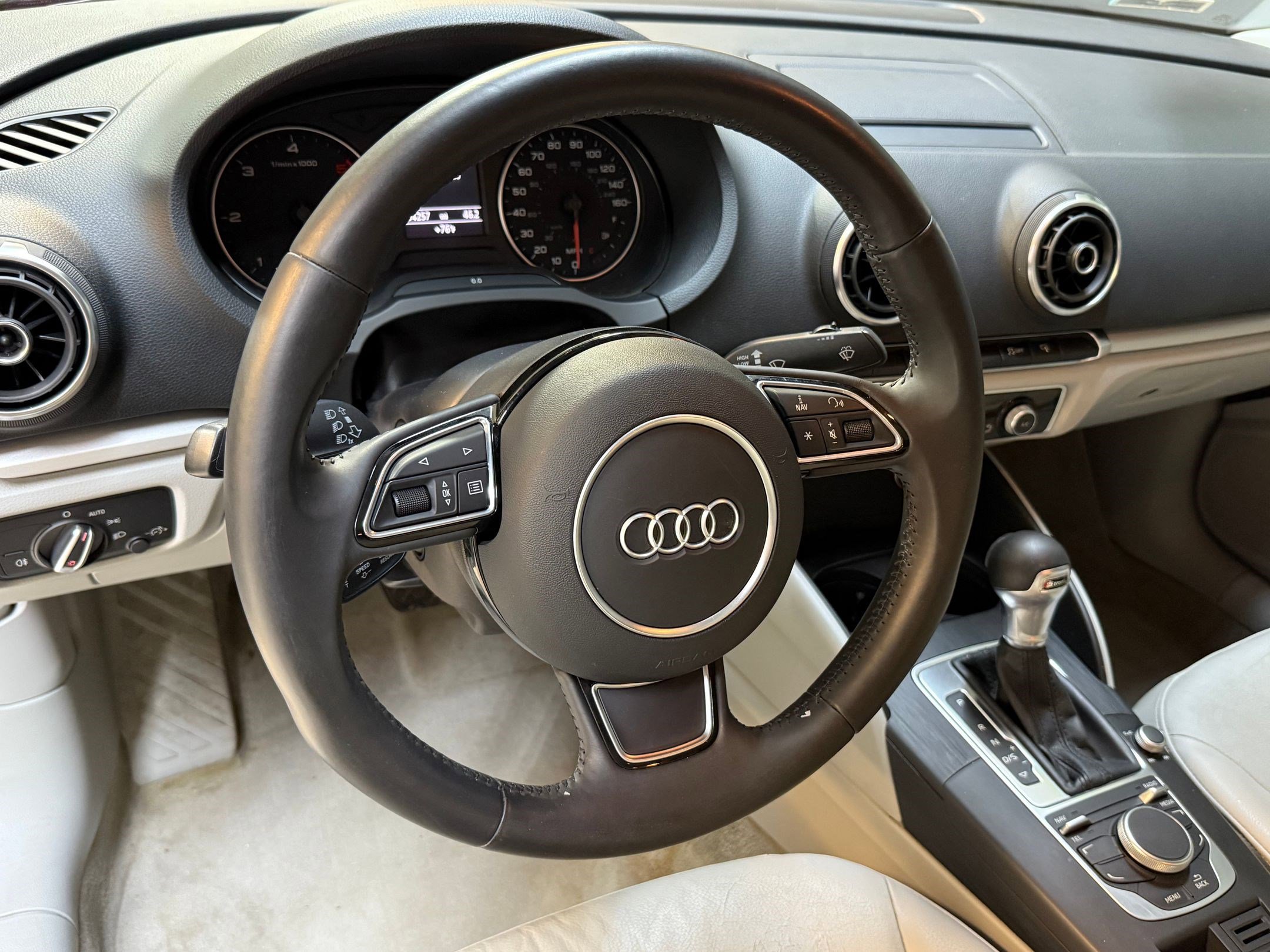 2015 Audi A3 2.0 TDI Premium photo 4