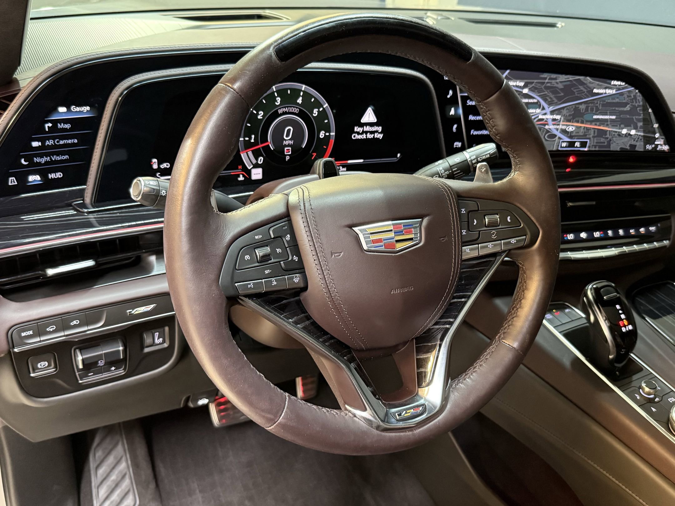 2023 Cadillac Escalade V-Series photo 3