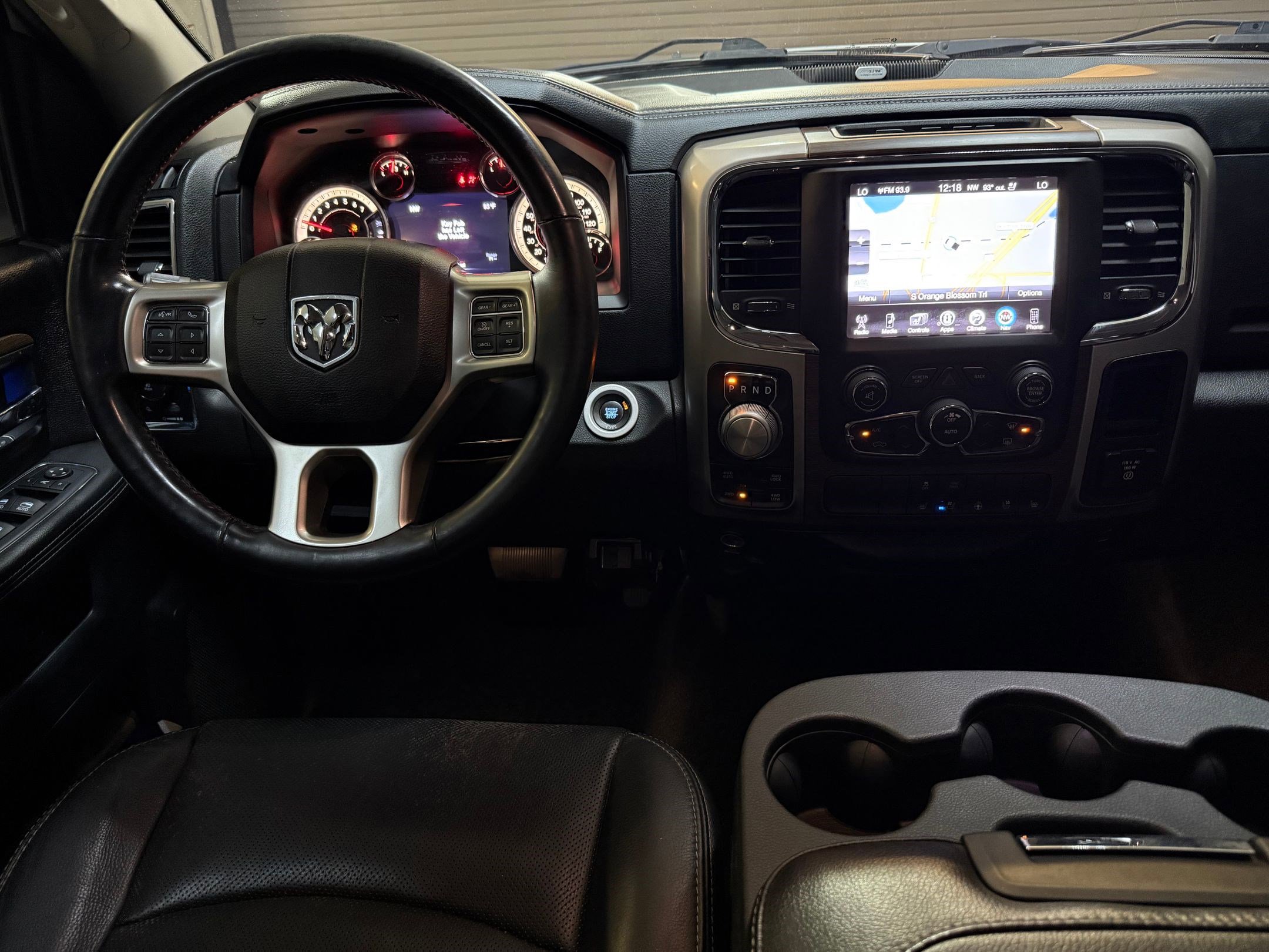 2016 Ram 1500 Laramie photo 3