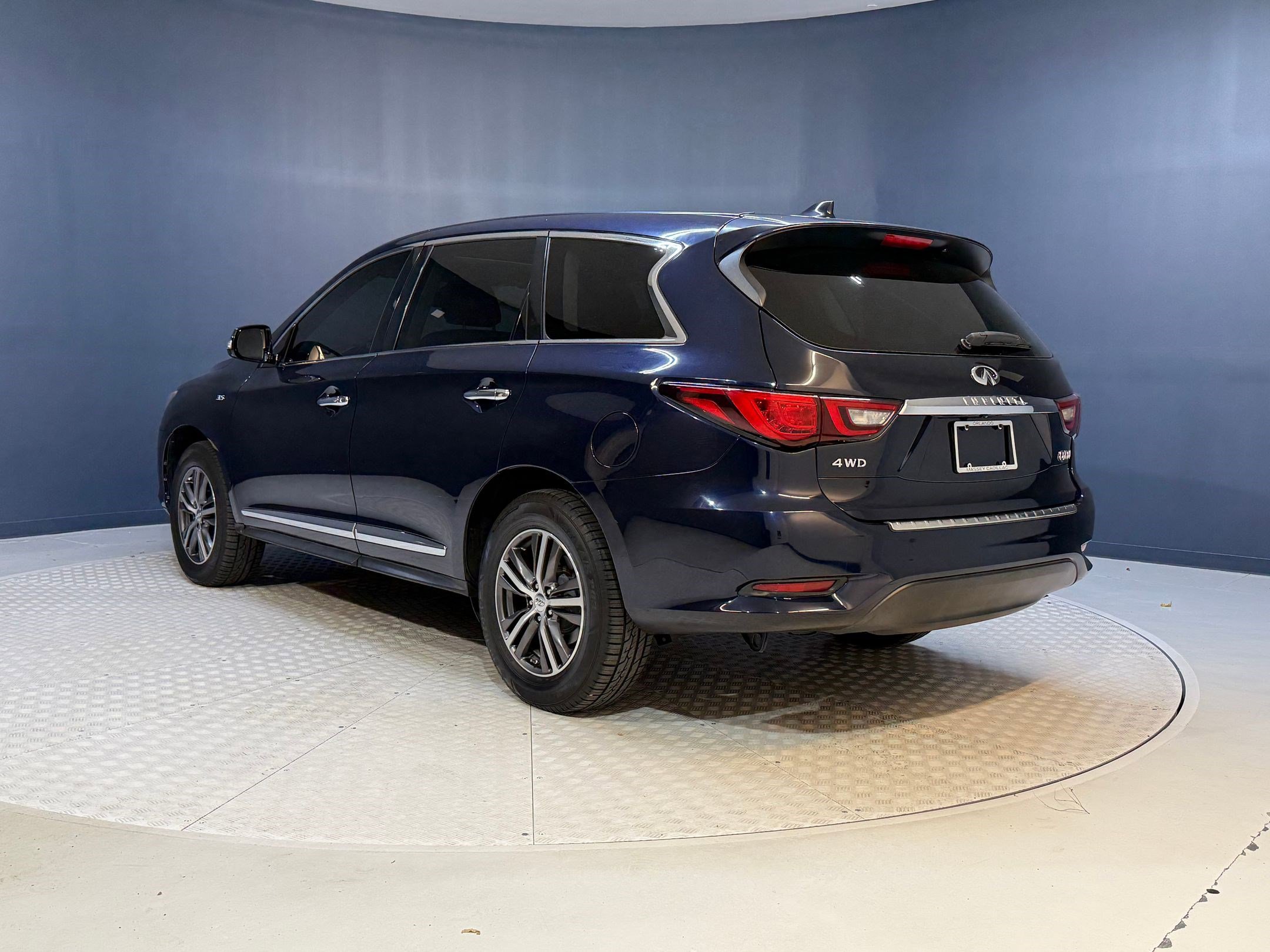 2019 Infiniti QX60 Pure photo 3
