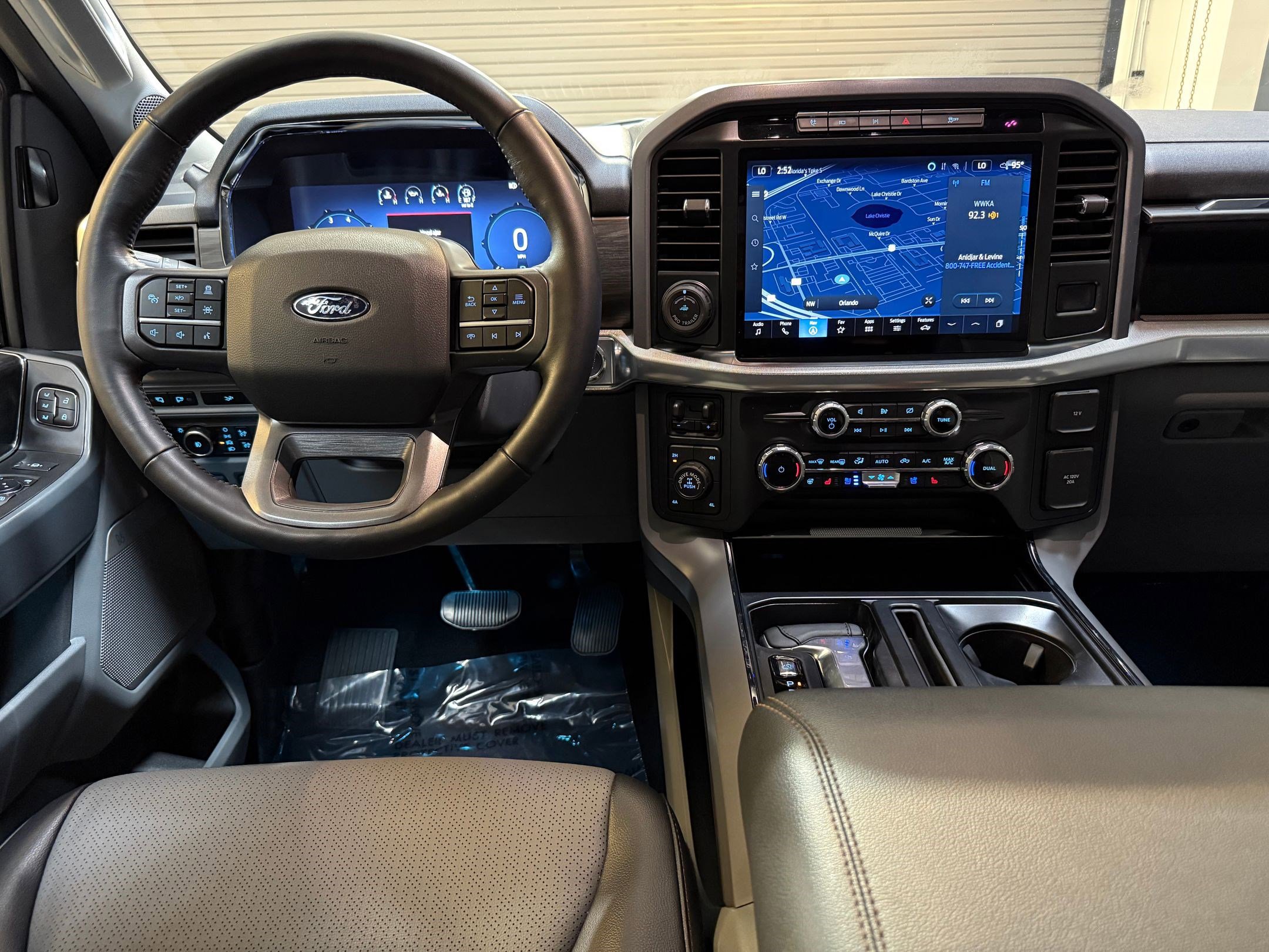 2024 Ford F-150 Lariat photo 4