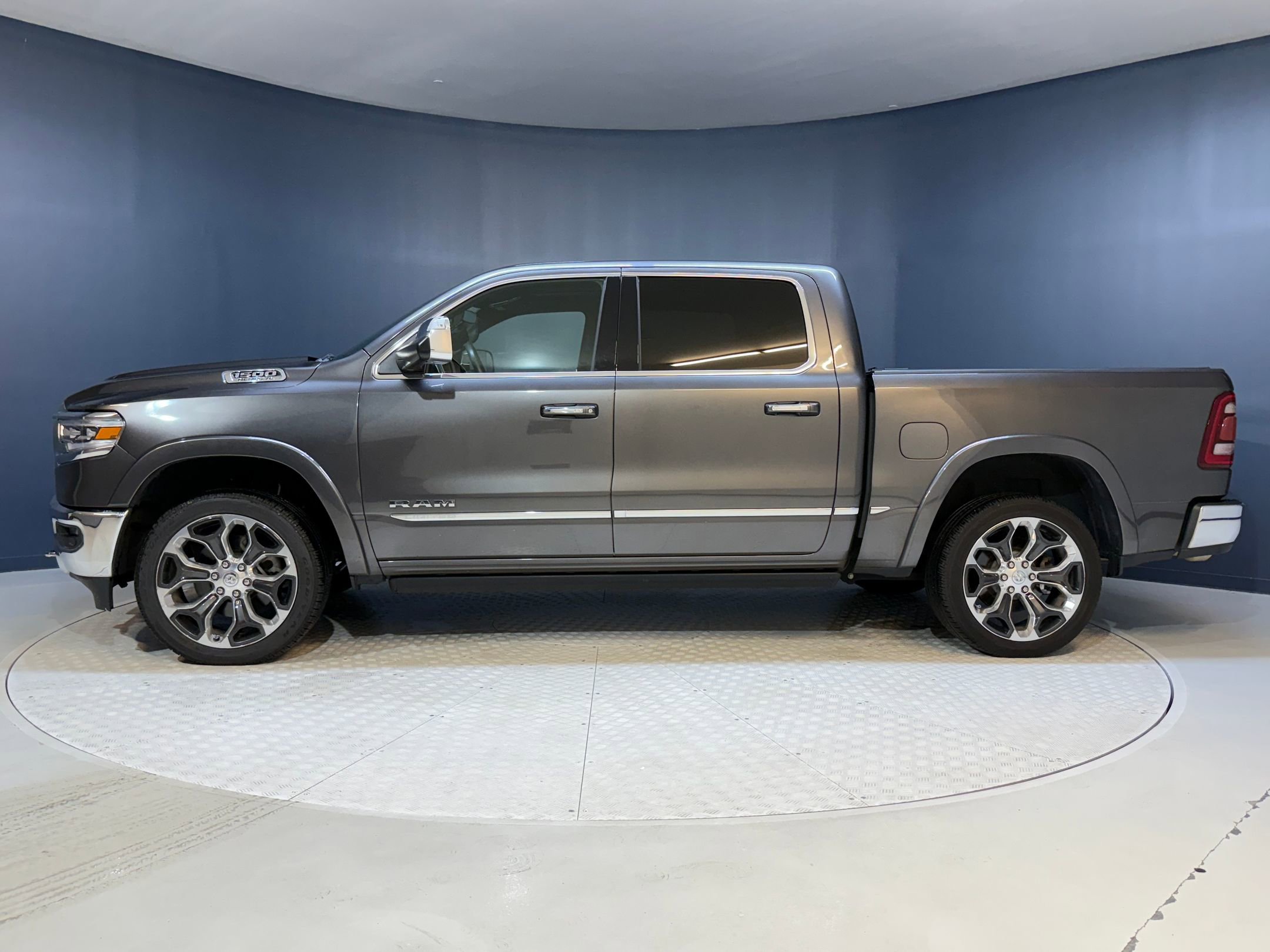 2020 Ram 1500 Limited photo 2