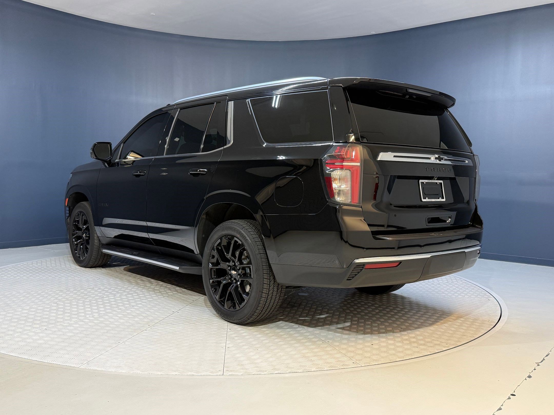 2023 Chevrolet Tahoe LT photo 3