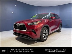 Used 2020 Toyota Highlander XLE SUV for sale in Fort Myers