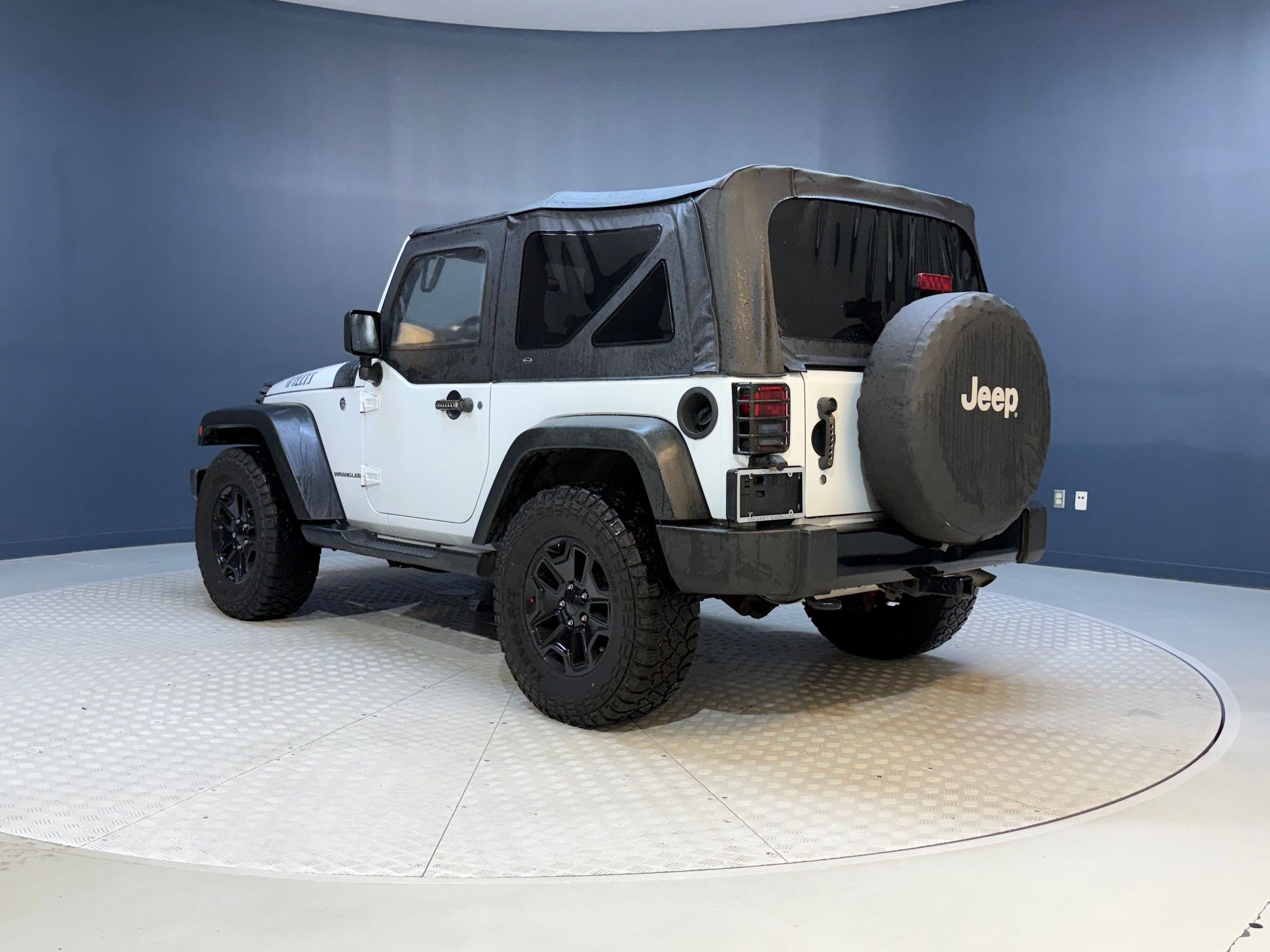 2017 Jeep Wrangler Willys Wheeler photo 3