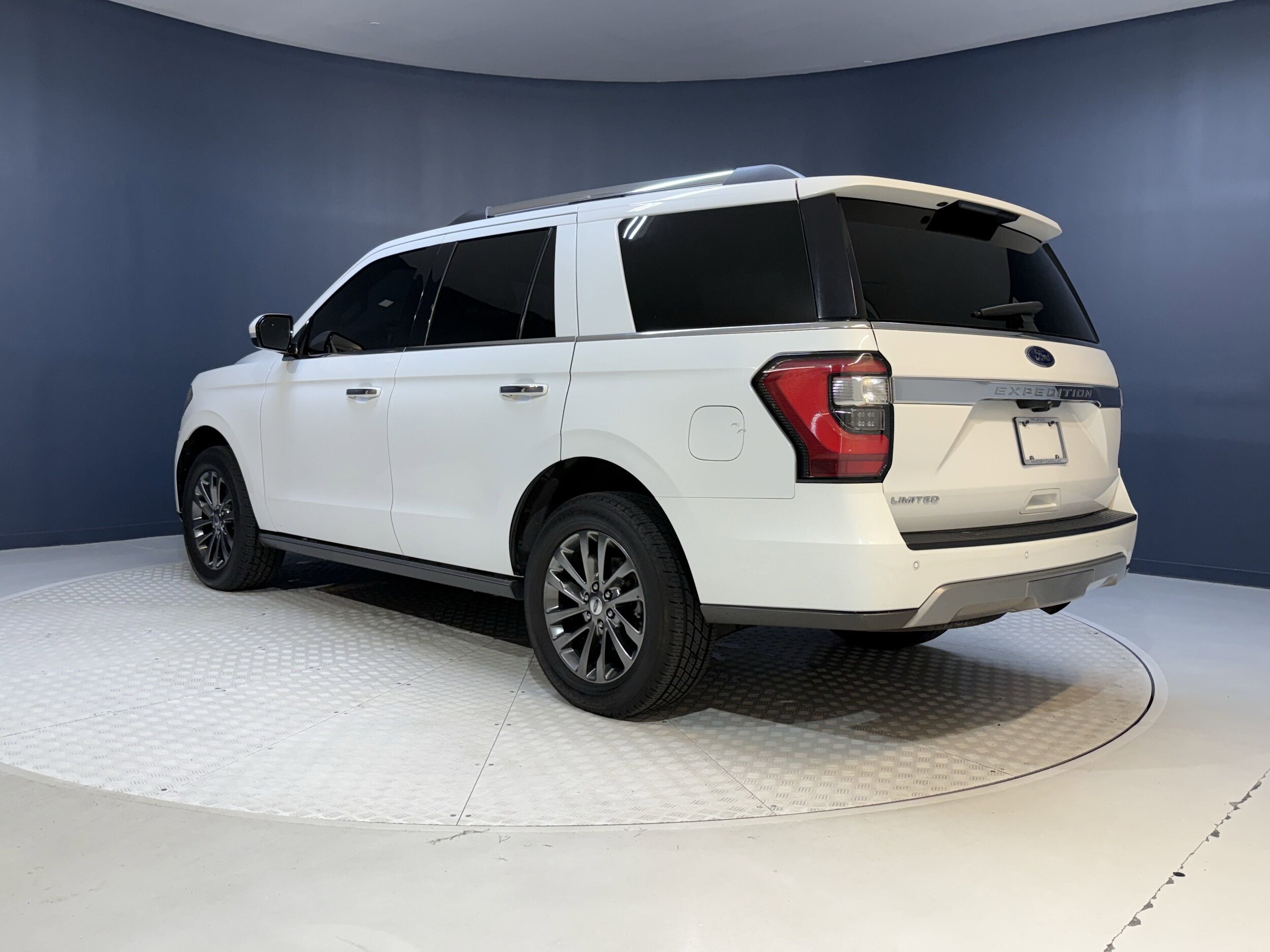 2021 Ford Expedition Limited photo 3