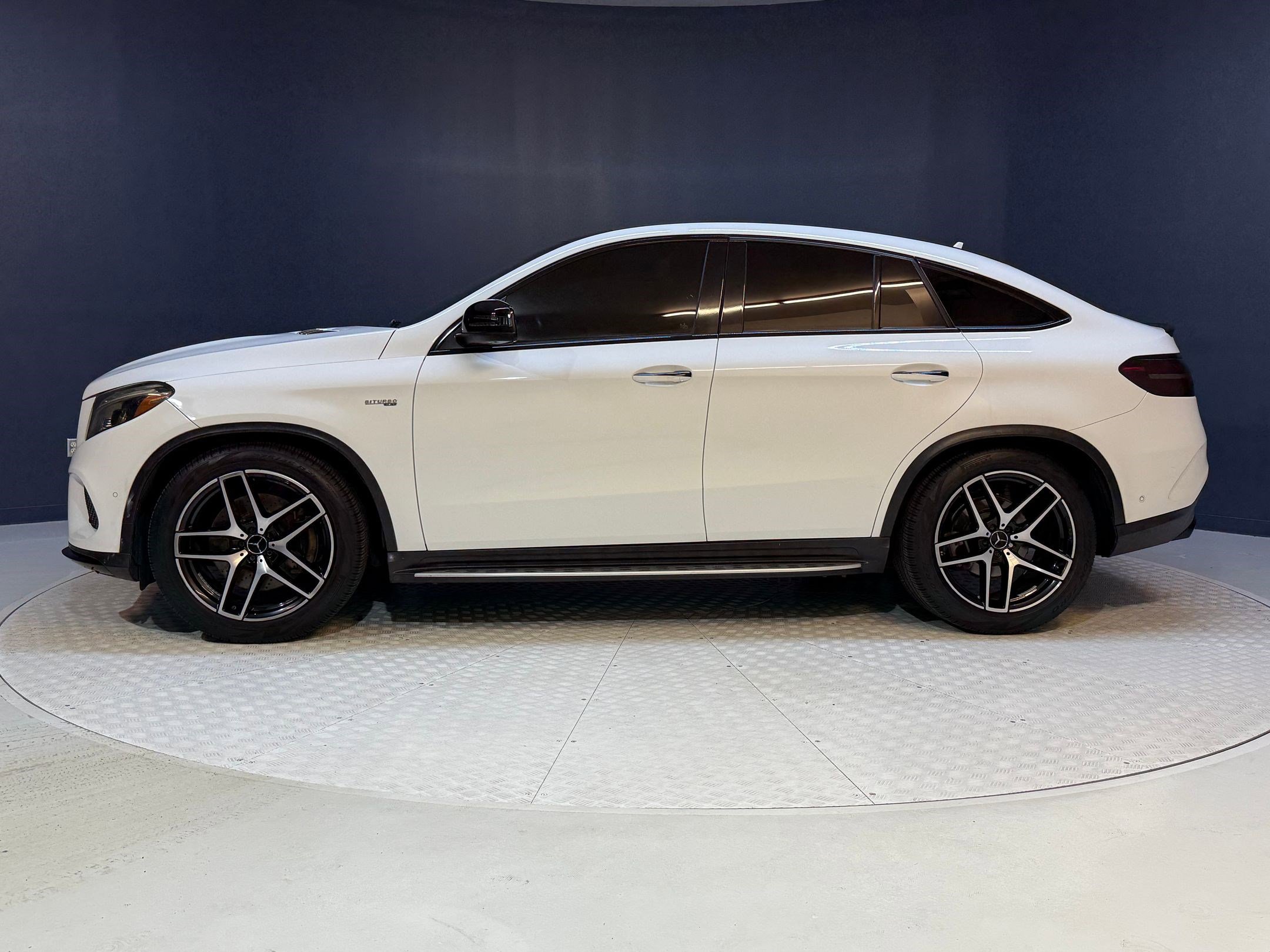 2019 Mercedes Benz GLE AMG 43 4MATIC Coupe photo 2