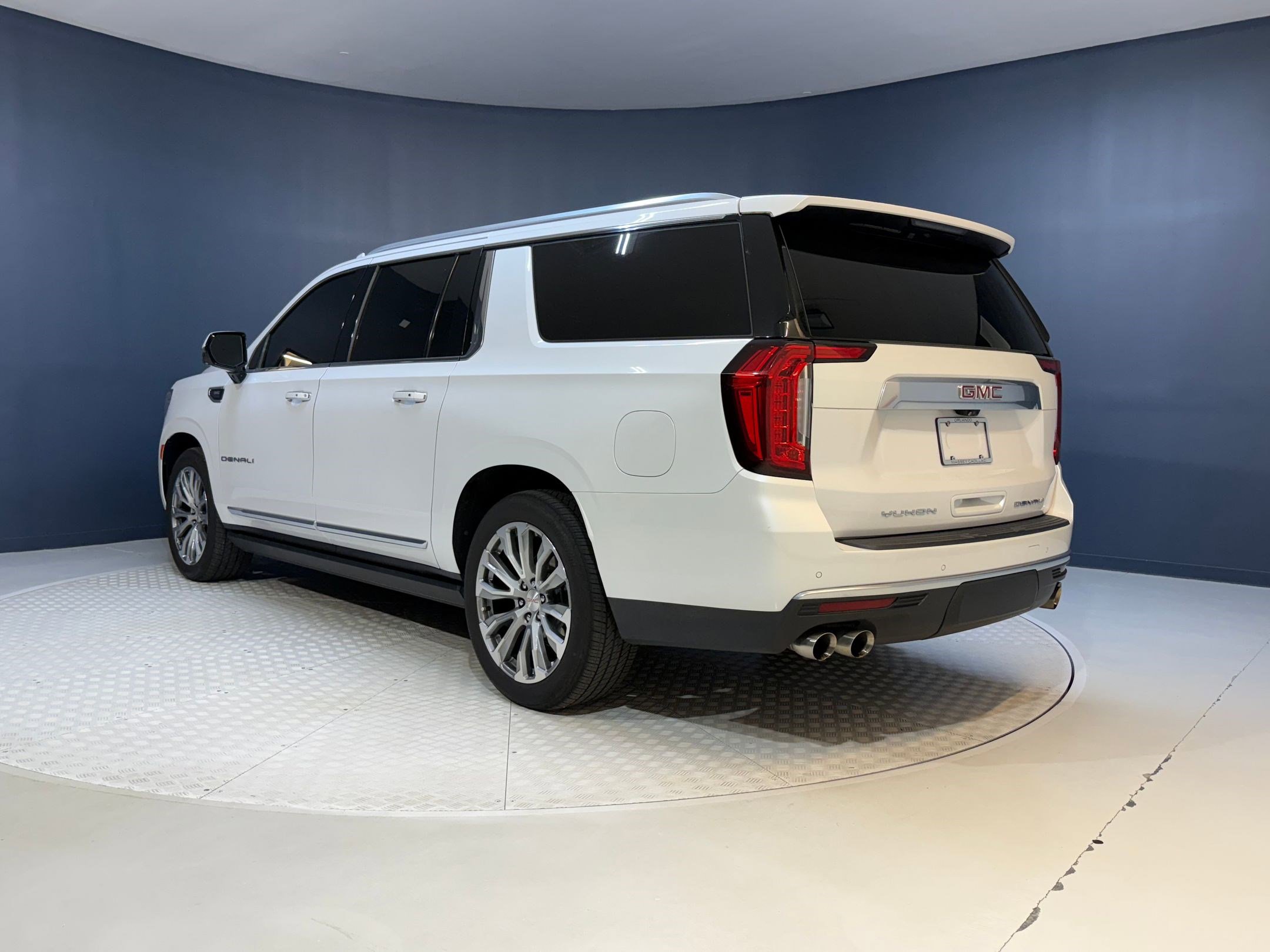 2022 Gmc Yukon XL Denali photo 2