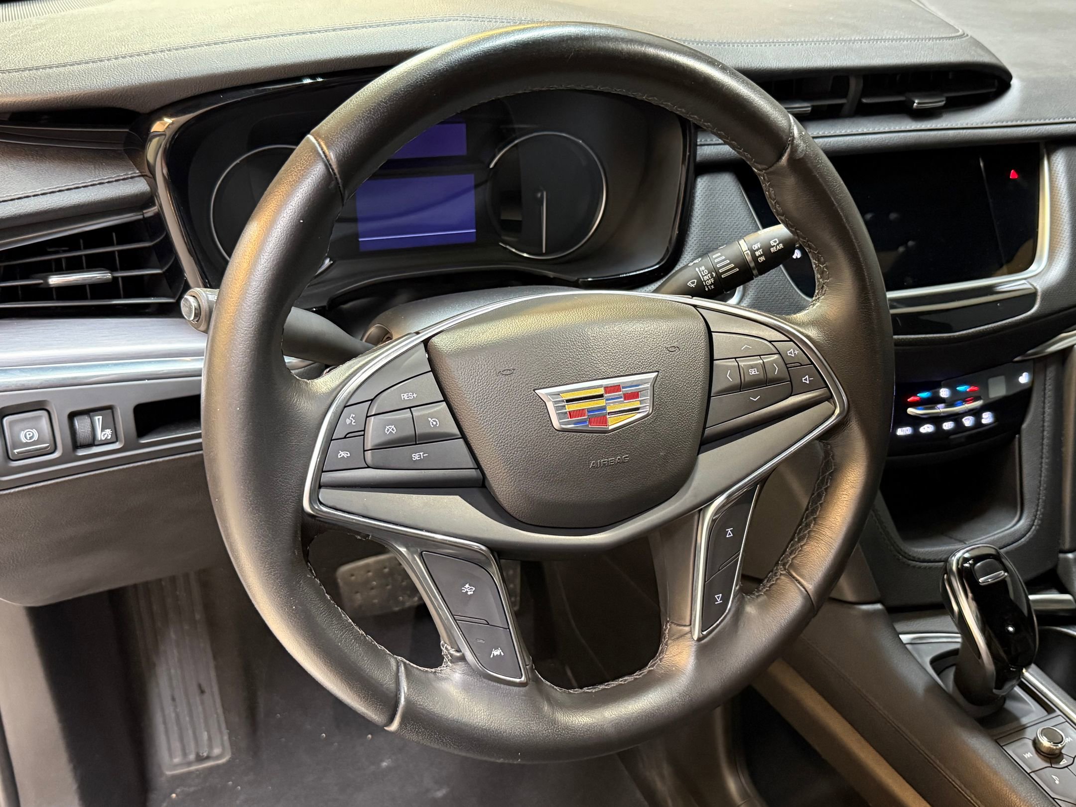 2022 Cadillac XT5 Luxury photo 4