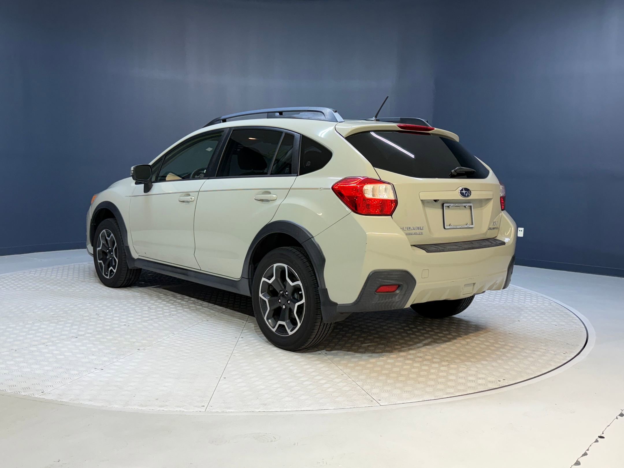 2015 Subaru Crosstrek Limited photo 2