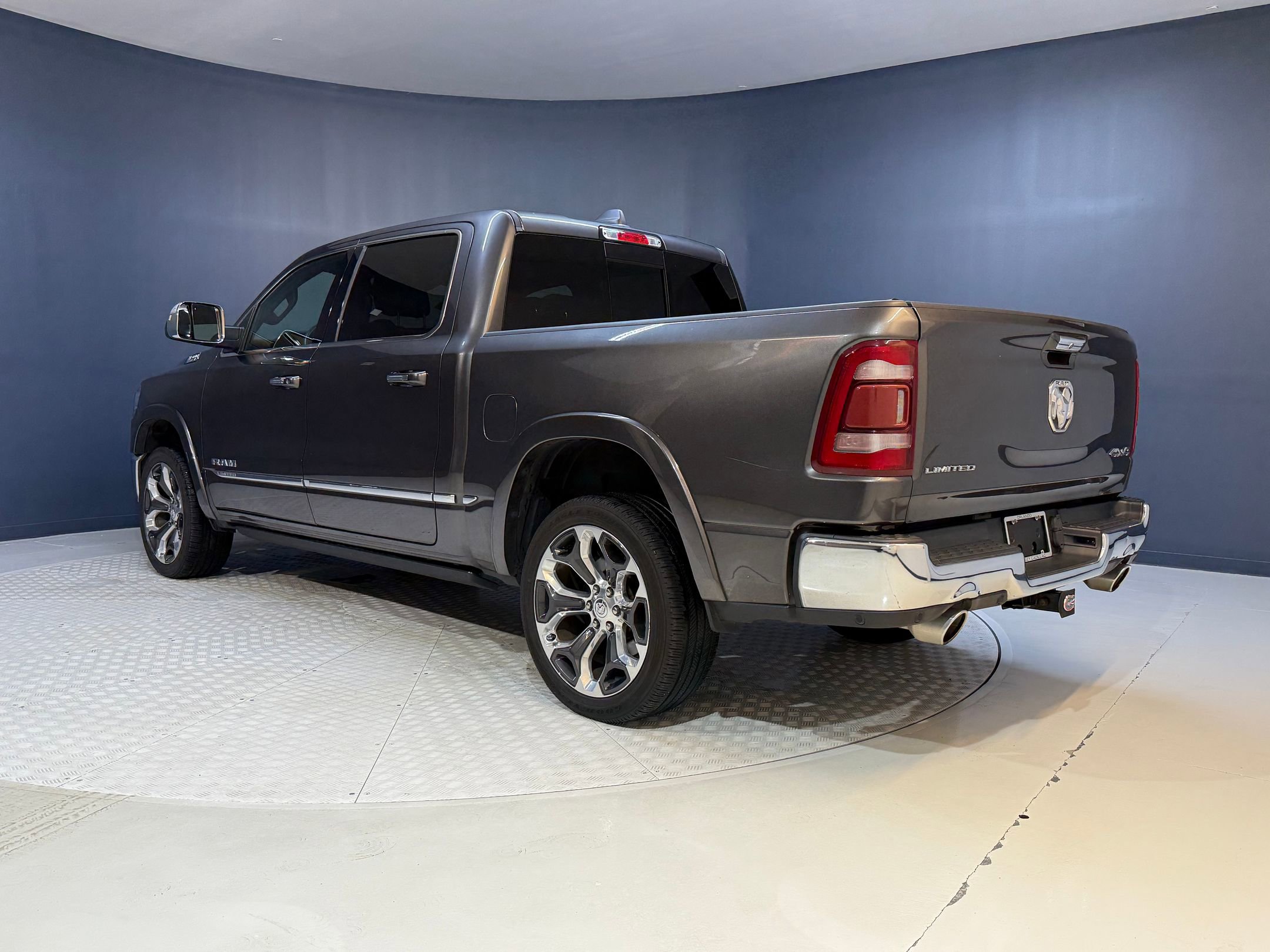 2020 Ram 1500 Limited photo 3