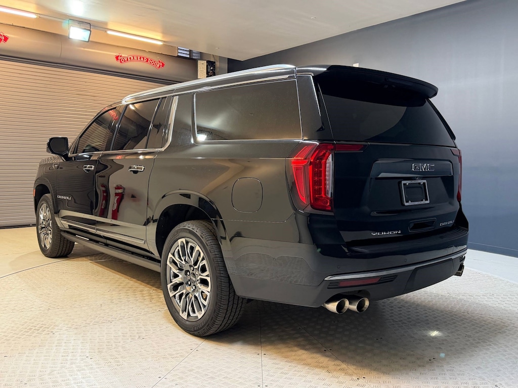 Used 2023 GMC Yukon XL Denali Ultimate SUV