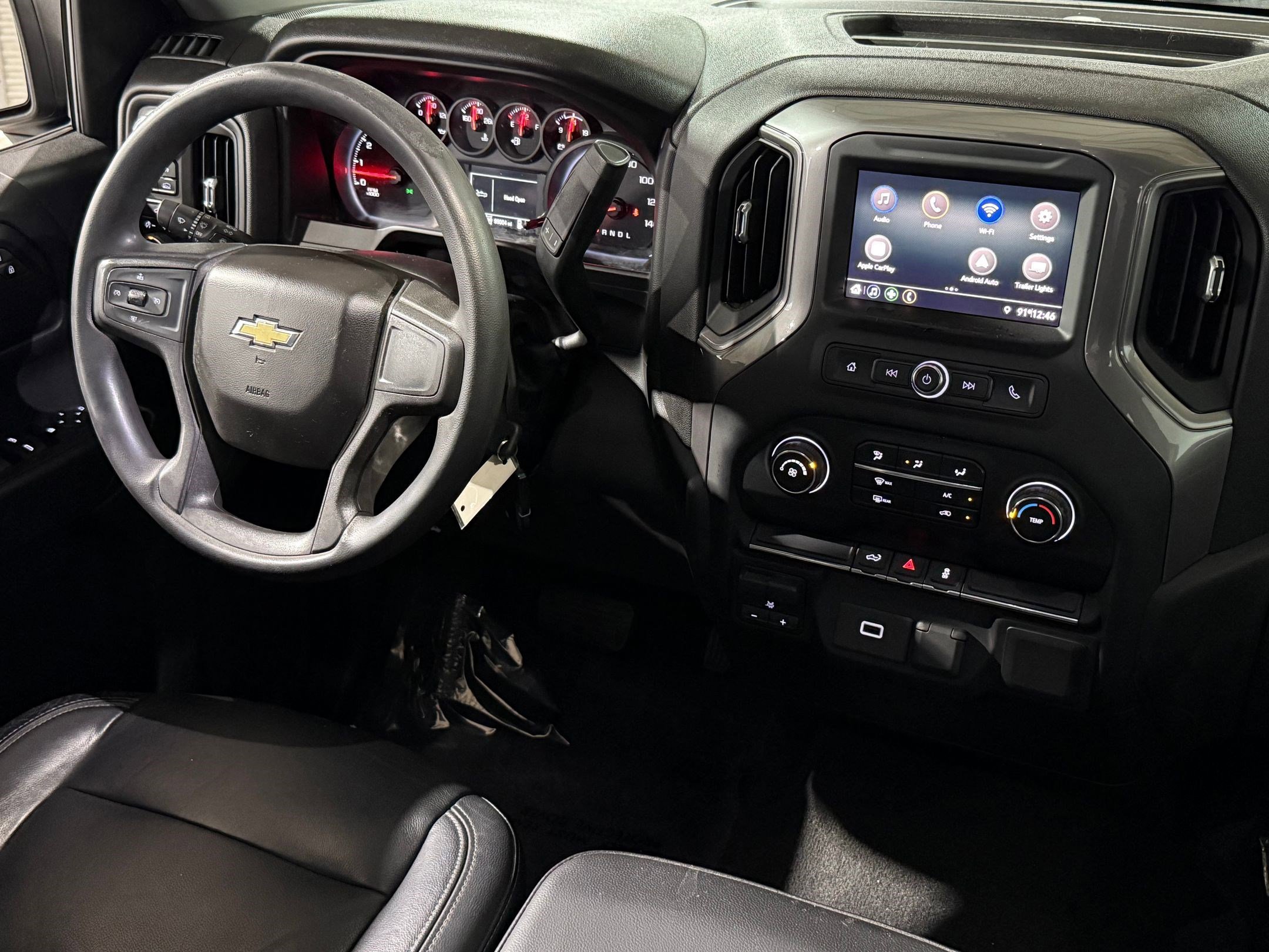 2020 Chevrolet Silverado 1500 Custom photo 3