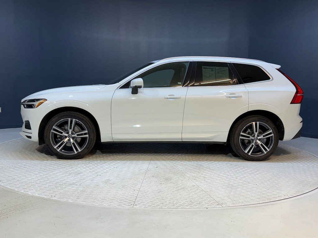 Used 2020 Volvo XC60 Momentum SUV