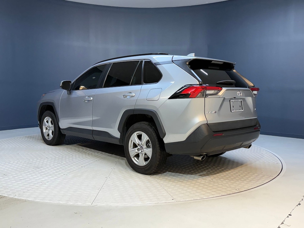 Used 2020 Toyota RAV4 XLE SUV
