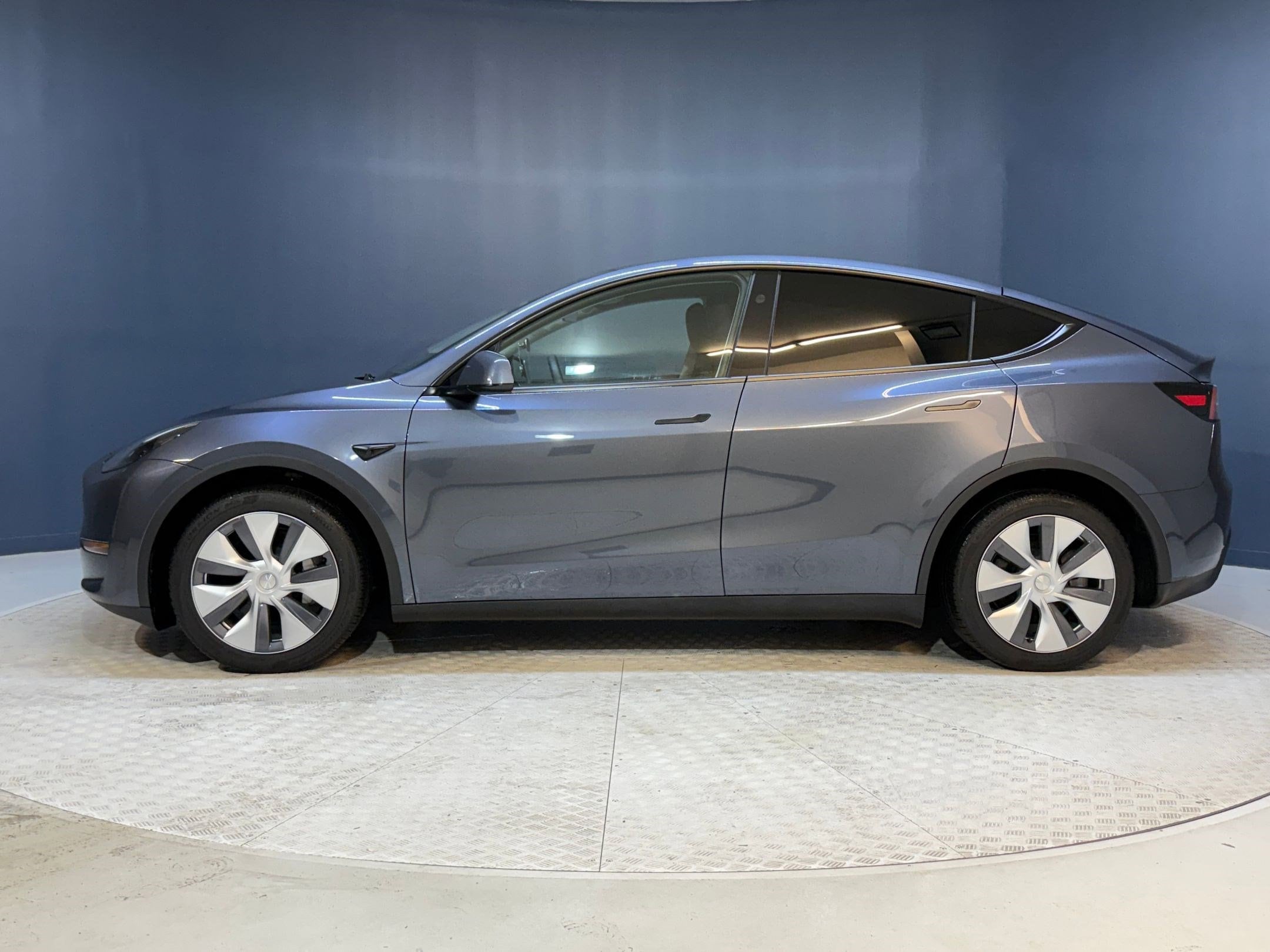 Used 2023 Tesla Model Y Long Range with VIN 7SAYGDEE4PA195123 for sale in Clearwater, FL