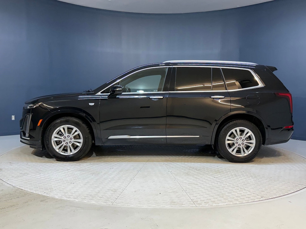 Certified 2023 CADILLAC XT6 FWD Luxury SUV