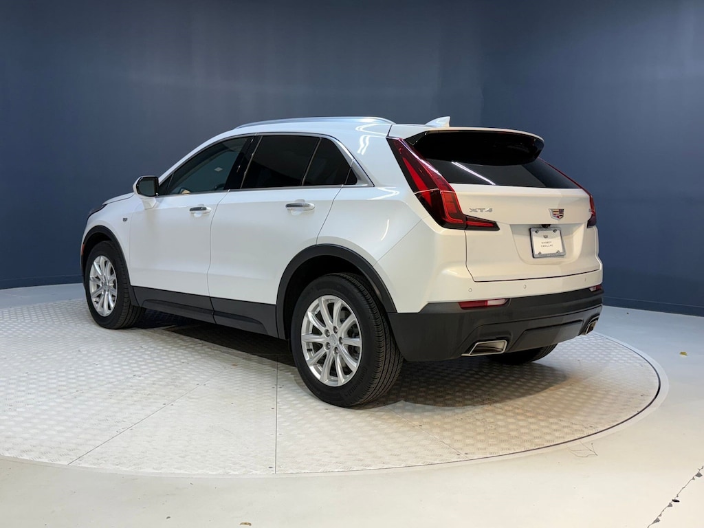 Used 2023 CADILLAC XT4 FWD Luxury SUV