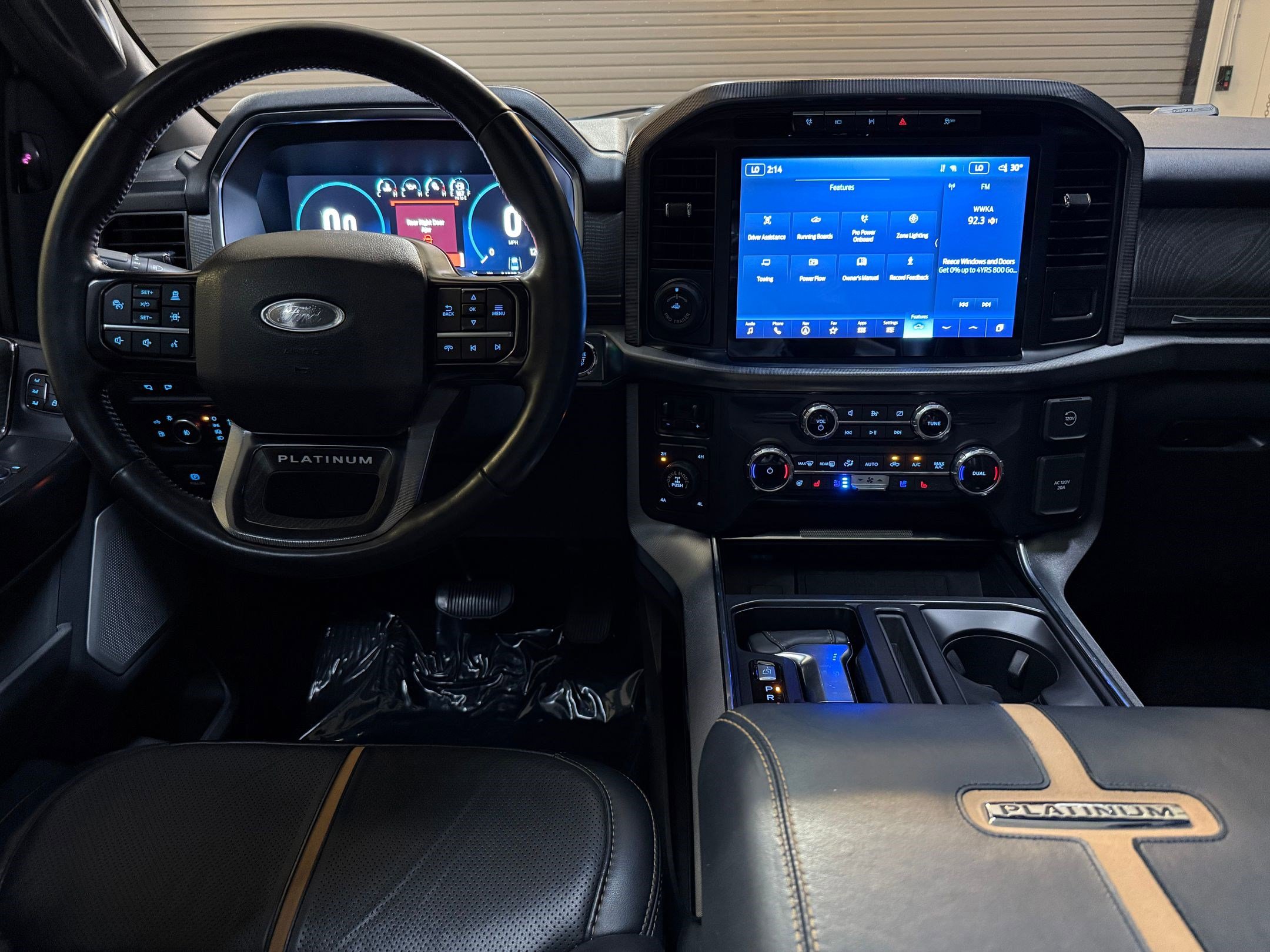 2022 Ford F-150 Platinum photo 4