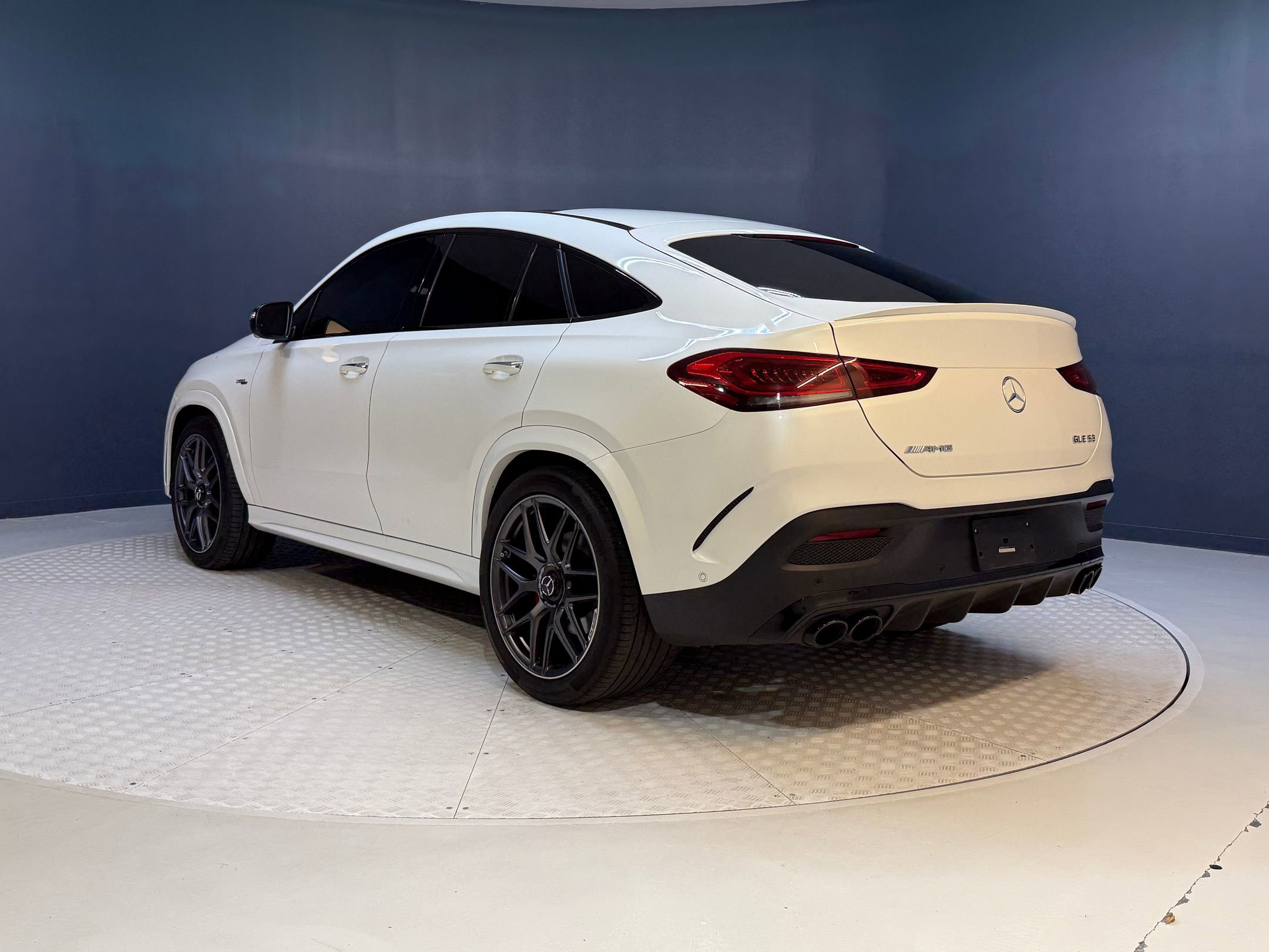 2023 Mercedes Benz GLE AMG 53 photo 2