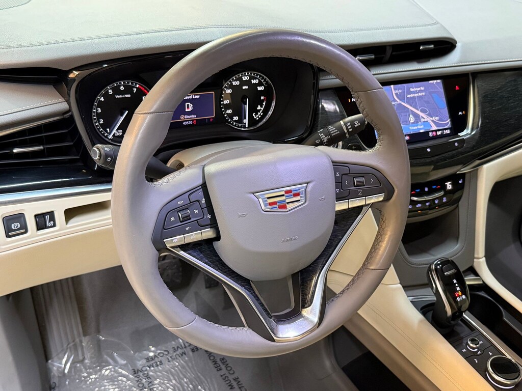 Used 2021 CADILLAC XT6 Premium Luxury SUV
