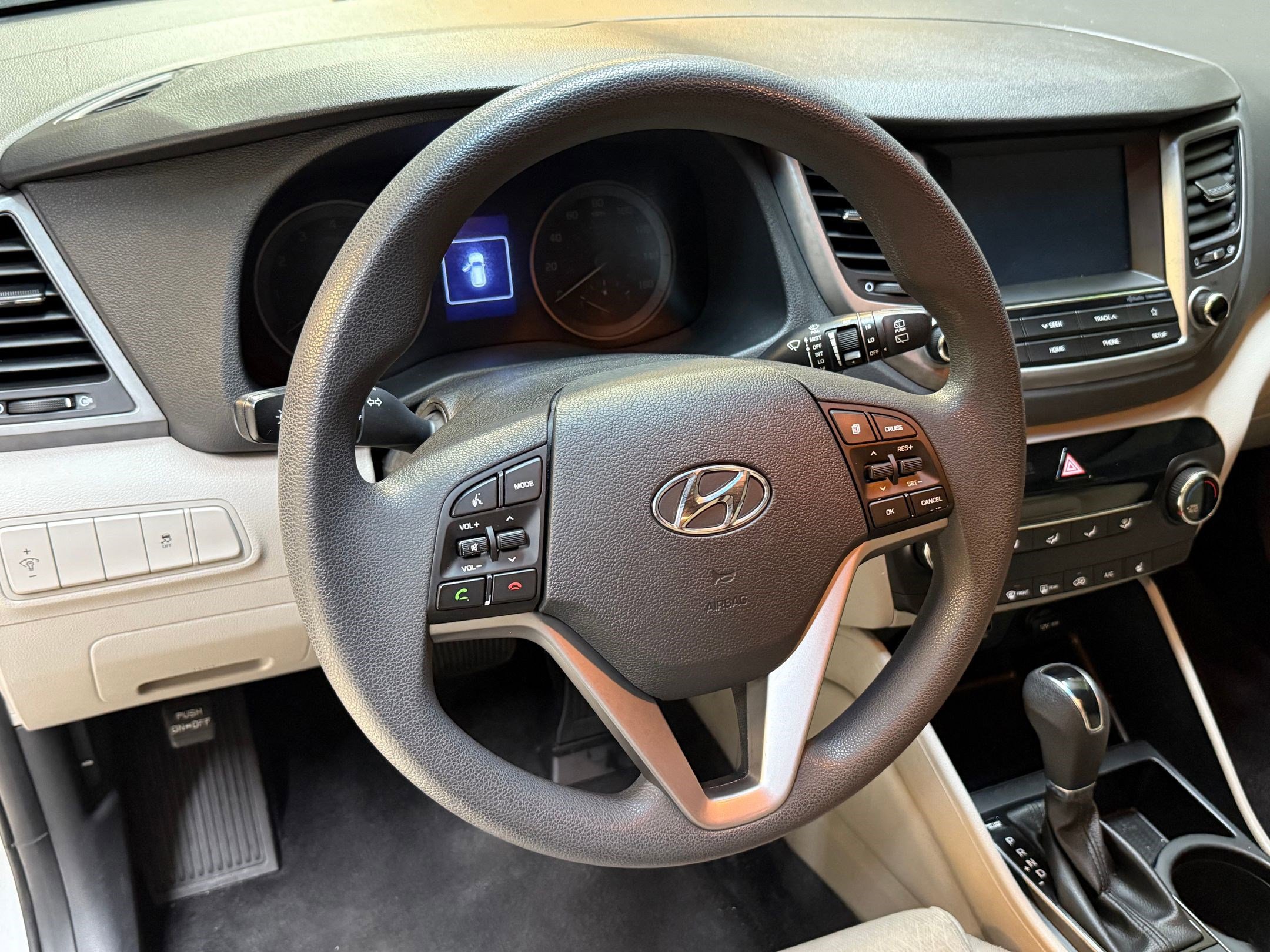 2018 Hyundai Tucson SEL photo 4