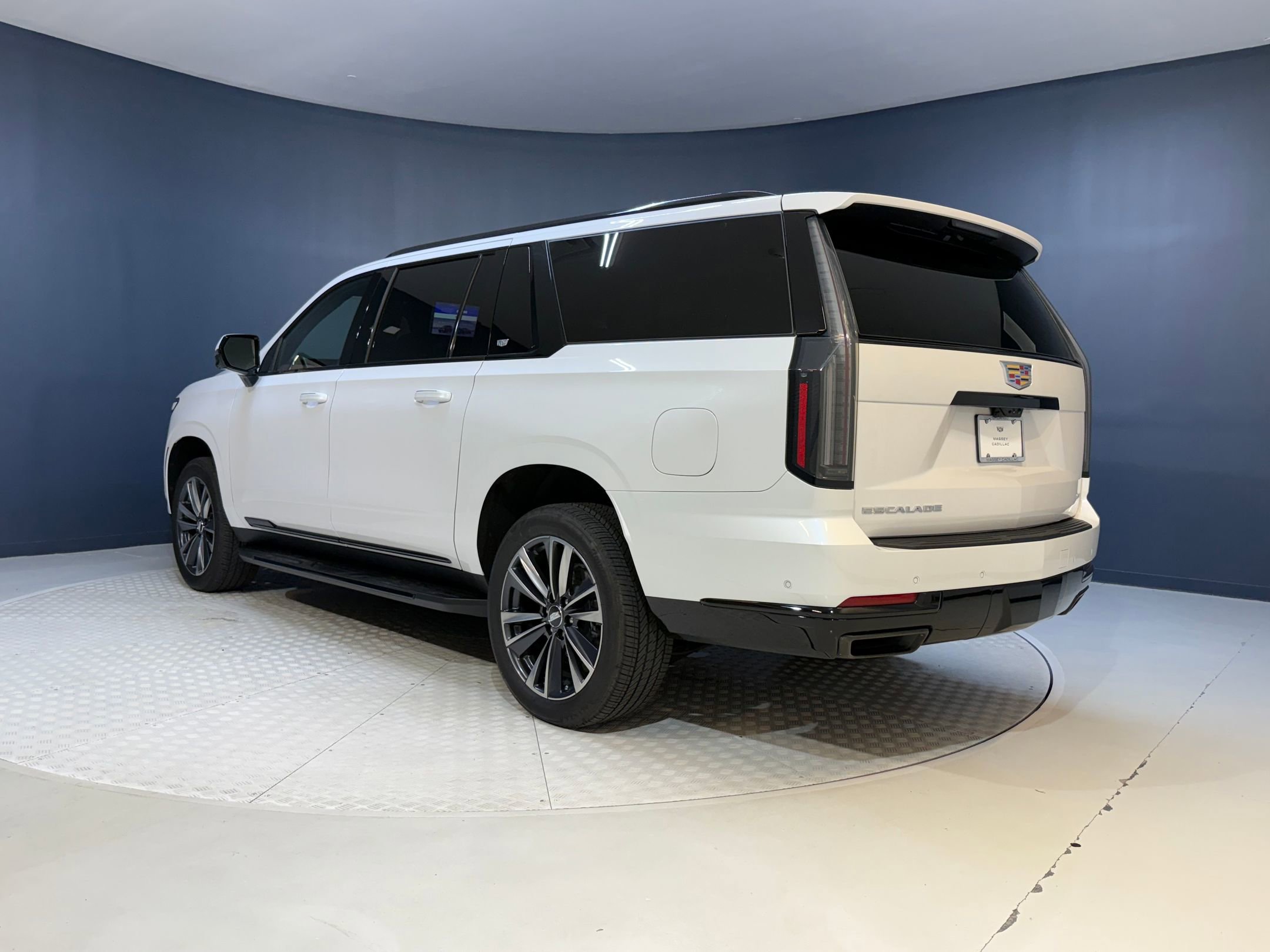 2025 Cadillac Escalade ESV Sport photo 2