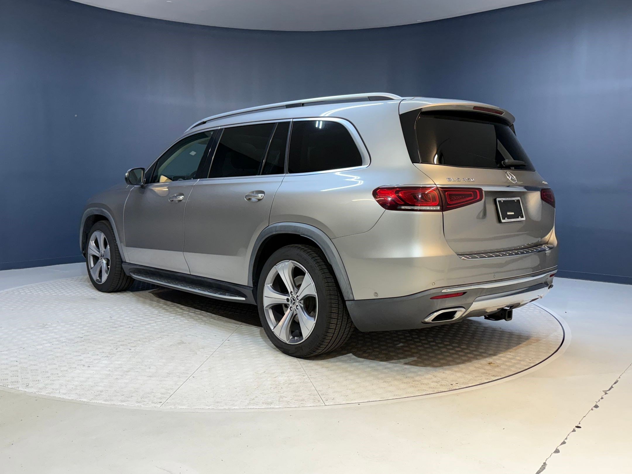 2021 Mercedes Benz GLS 450 photo 3