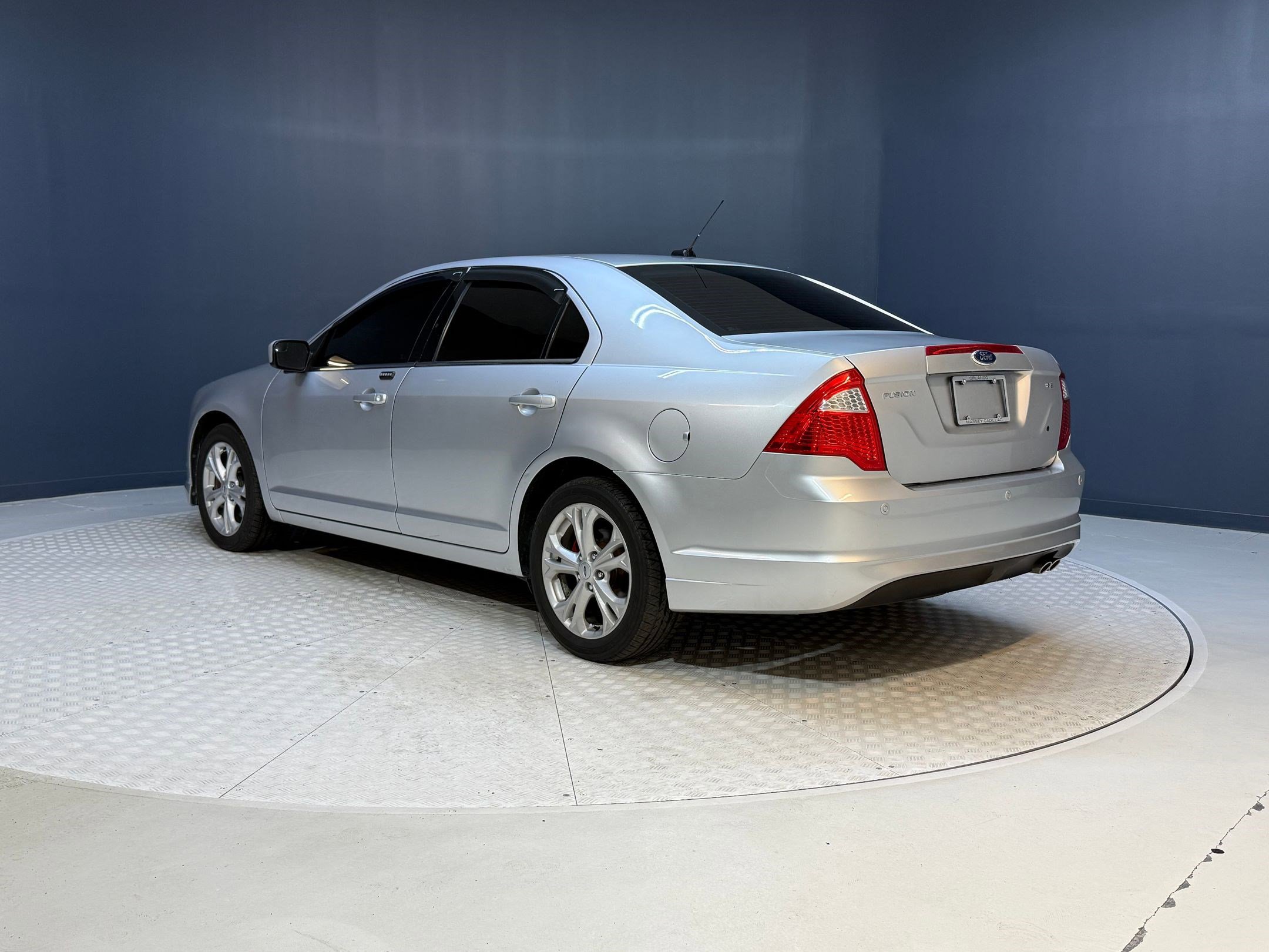2012 Ford Fusion SE photo 3