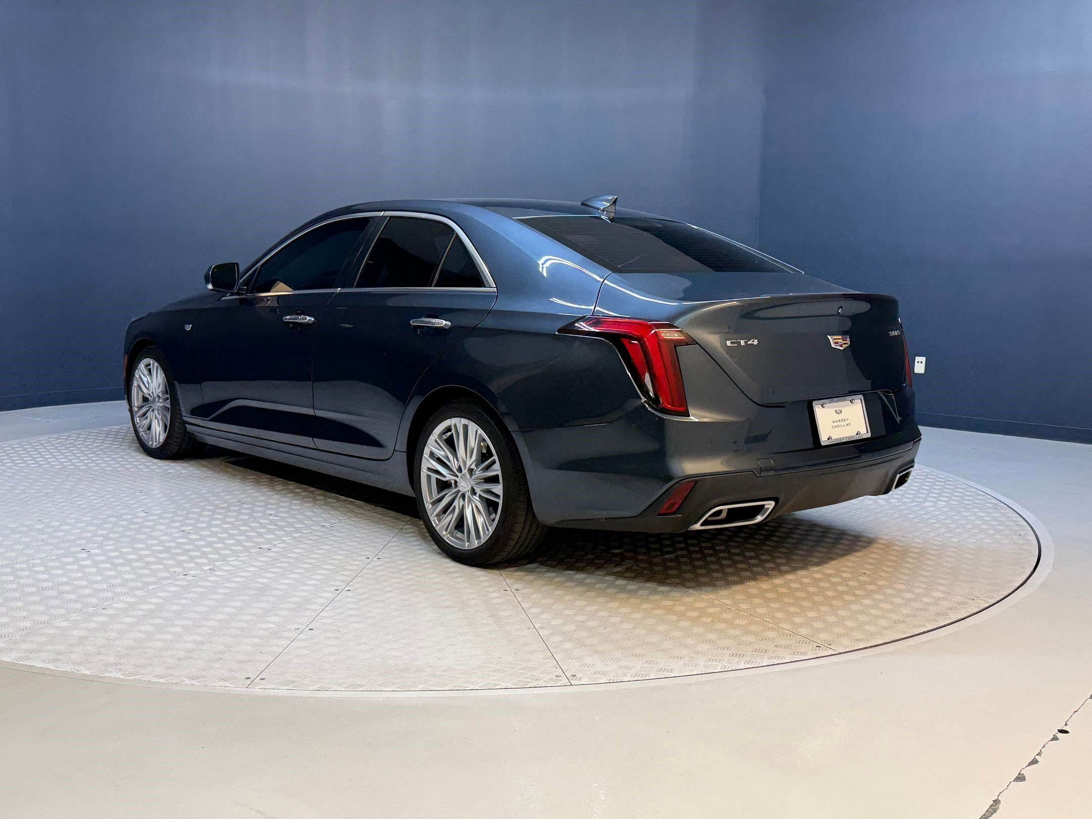 2021 Cadillac CT4 Premium Luxury photo 3