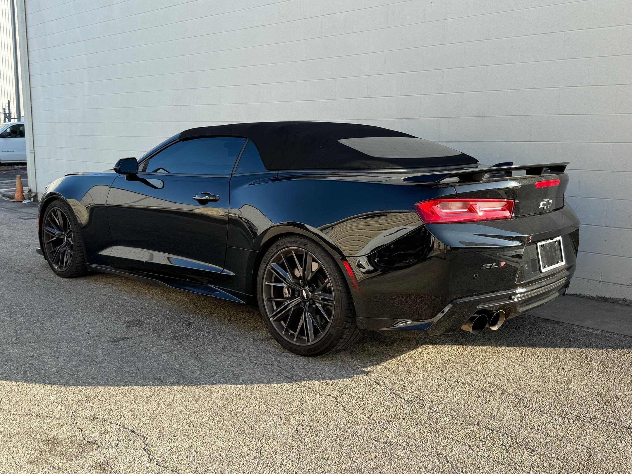 2017 Chevrolet Camaro ZL1 photo 2