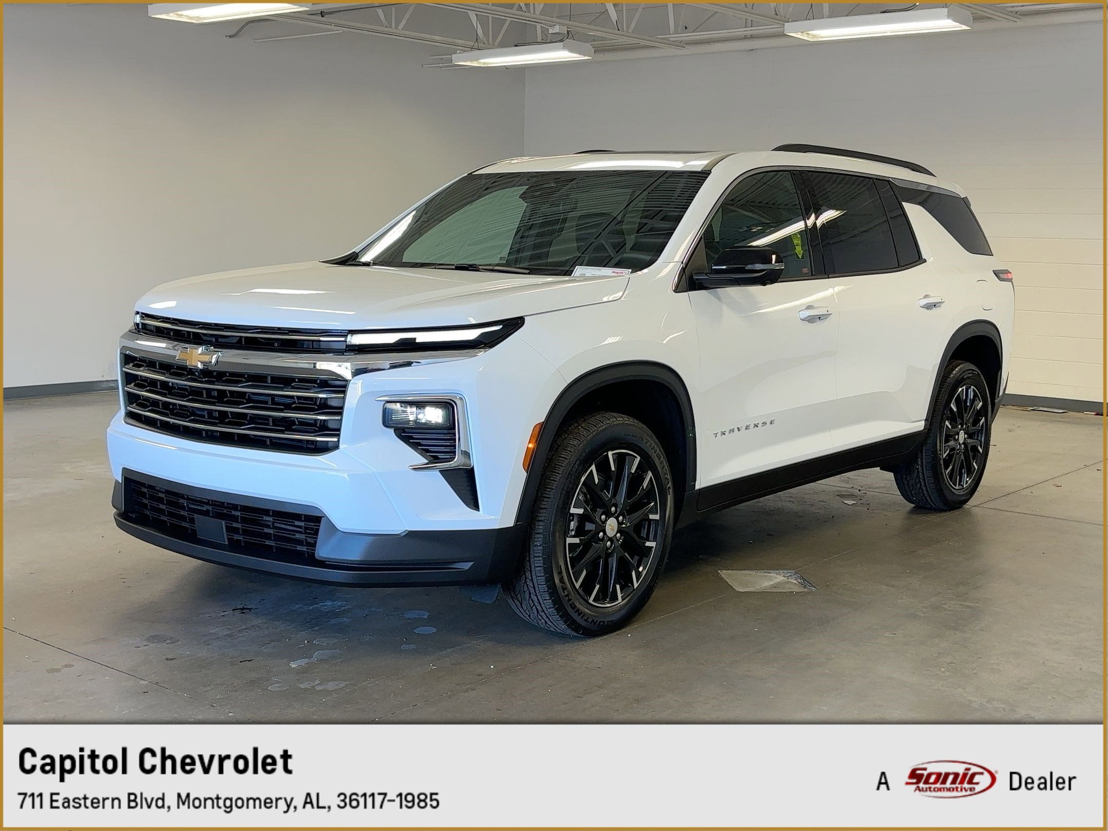 2026 Chevrolet Traverse LT's photo