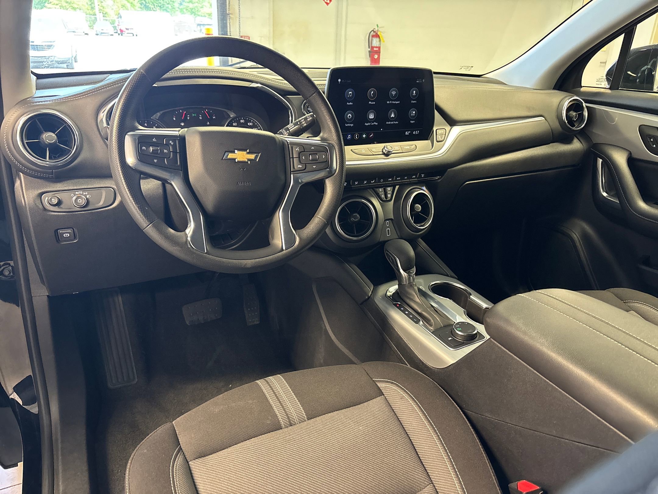 2023 Chevrolet Blazer 2LT photo 3