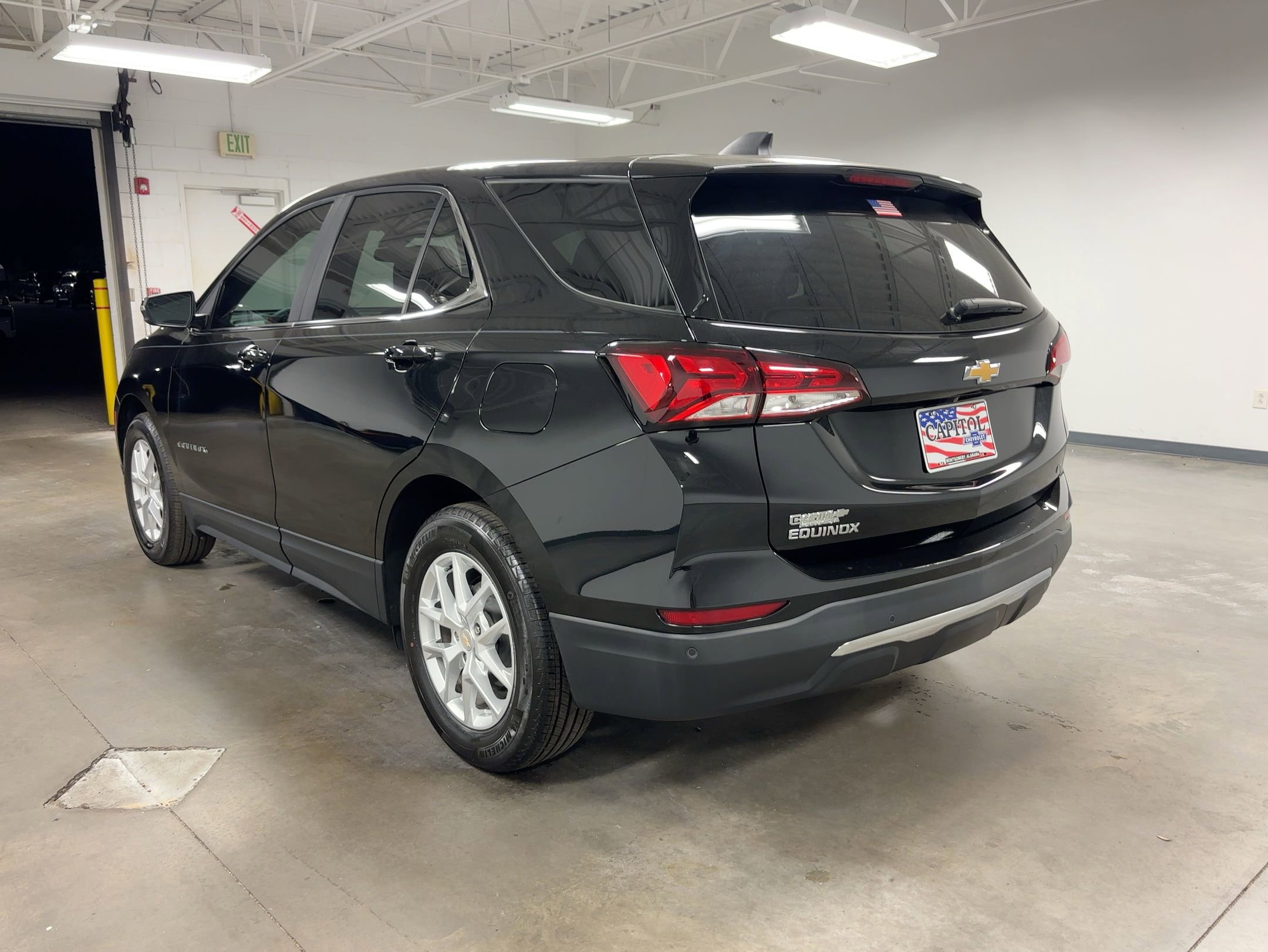 2023 Chevrolet Equinox LT photo 3