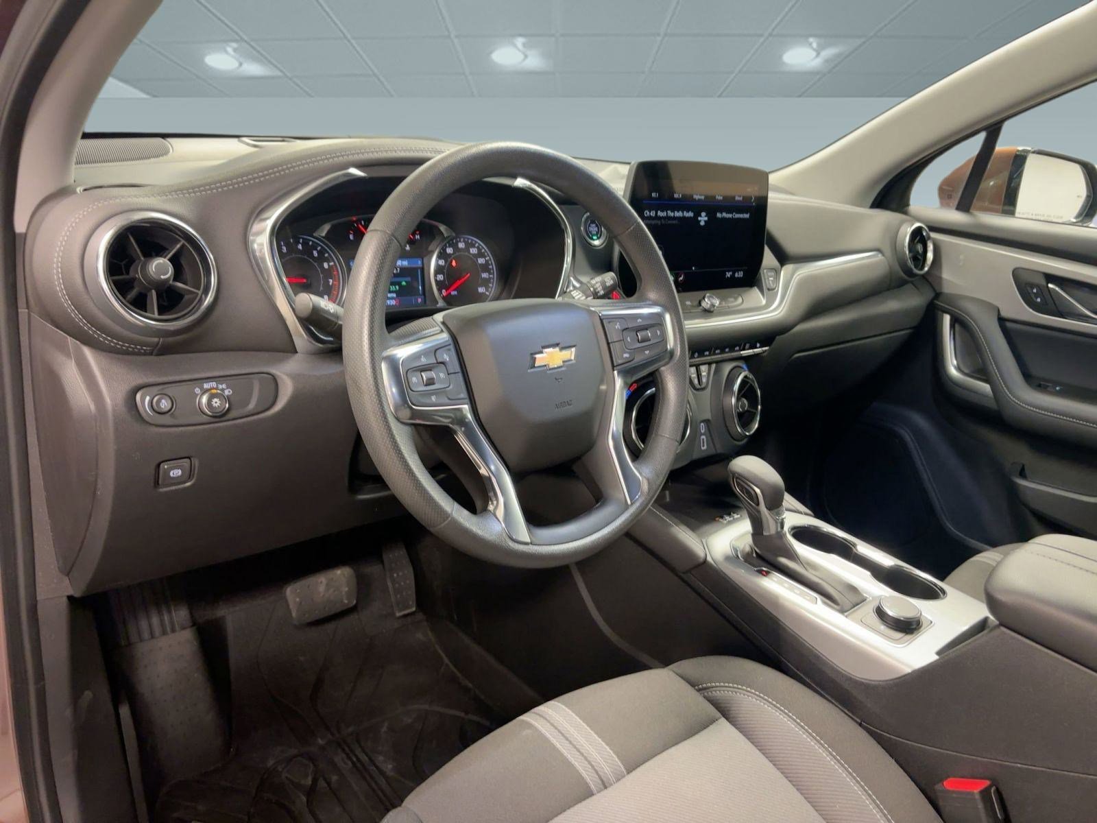 2024 Chevrolet Blazer 2LT photo 3