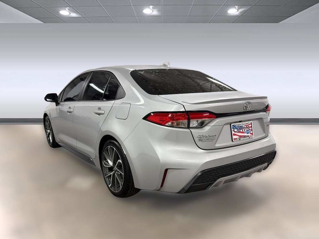 Used 2021 Toyota Corolla SE Sedan